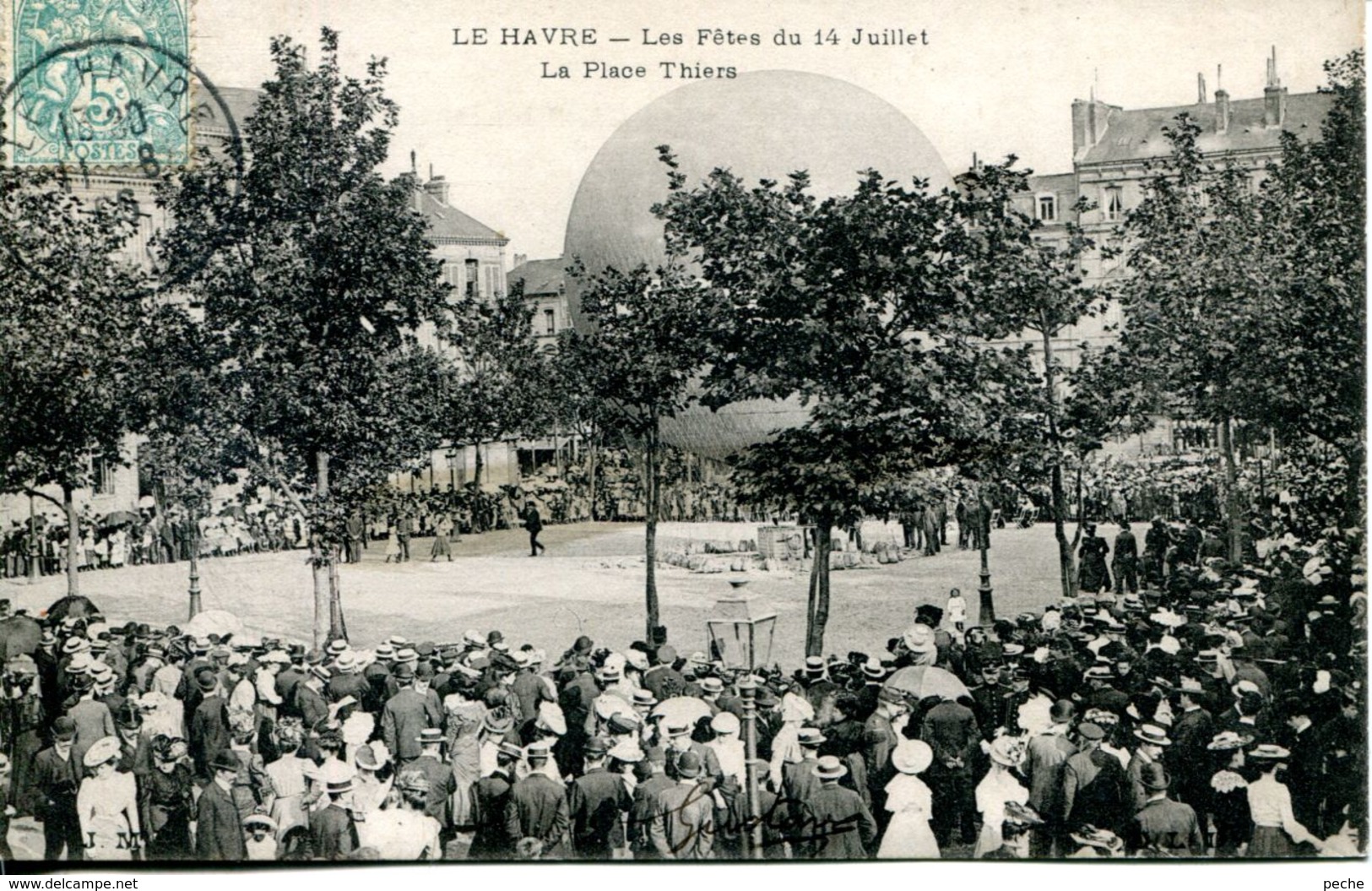N°67653 -cpa  Le Havre -les Fêtes Du 14 Juillet -la Place Thiers- Ballon- - Montgolfières
