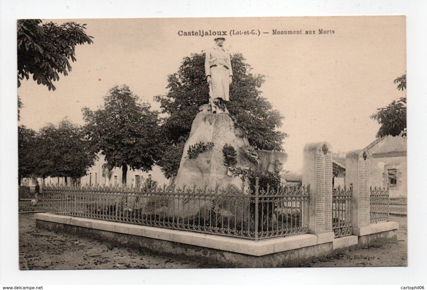 - CPA CASTELJALOUX (47) - Monument Aux Morts - Edition Duberger - - Casteljaloux