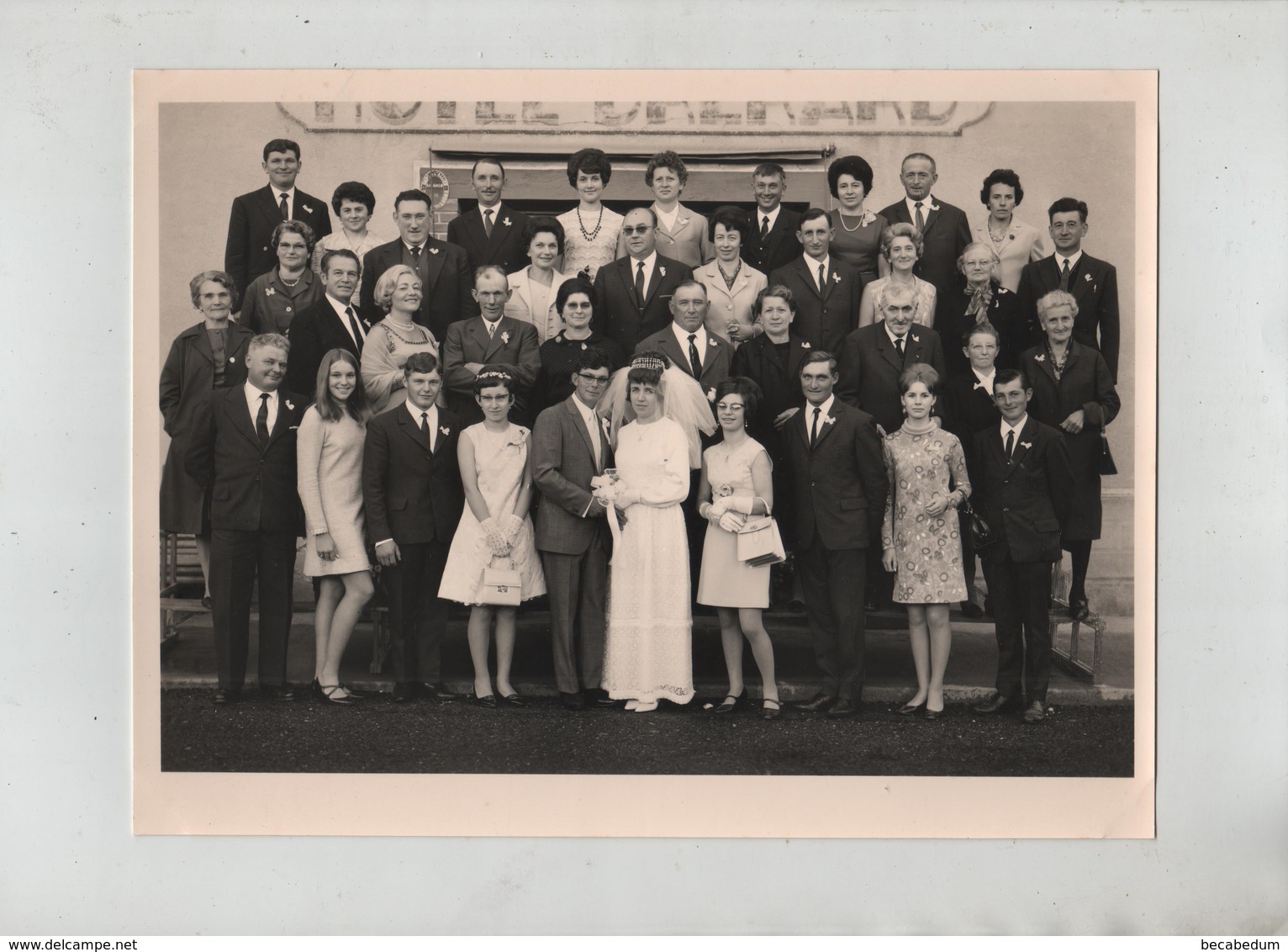 Photo De Mariage à Identifier Digoin Gueugnon Le Donjon Hôtel Photographe Cachet - Sonstige & Ohne Zuordnung