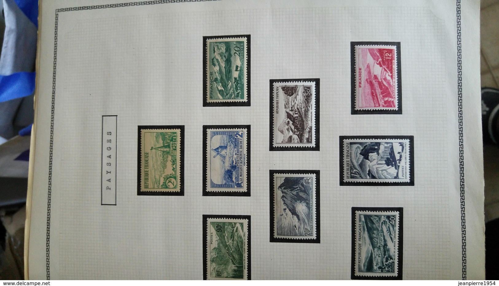 Anciens Timbres Dfrançais Neuf Sur Charniere - Collections (en Albums)