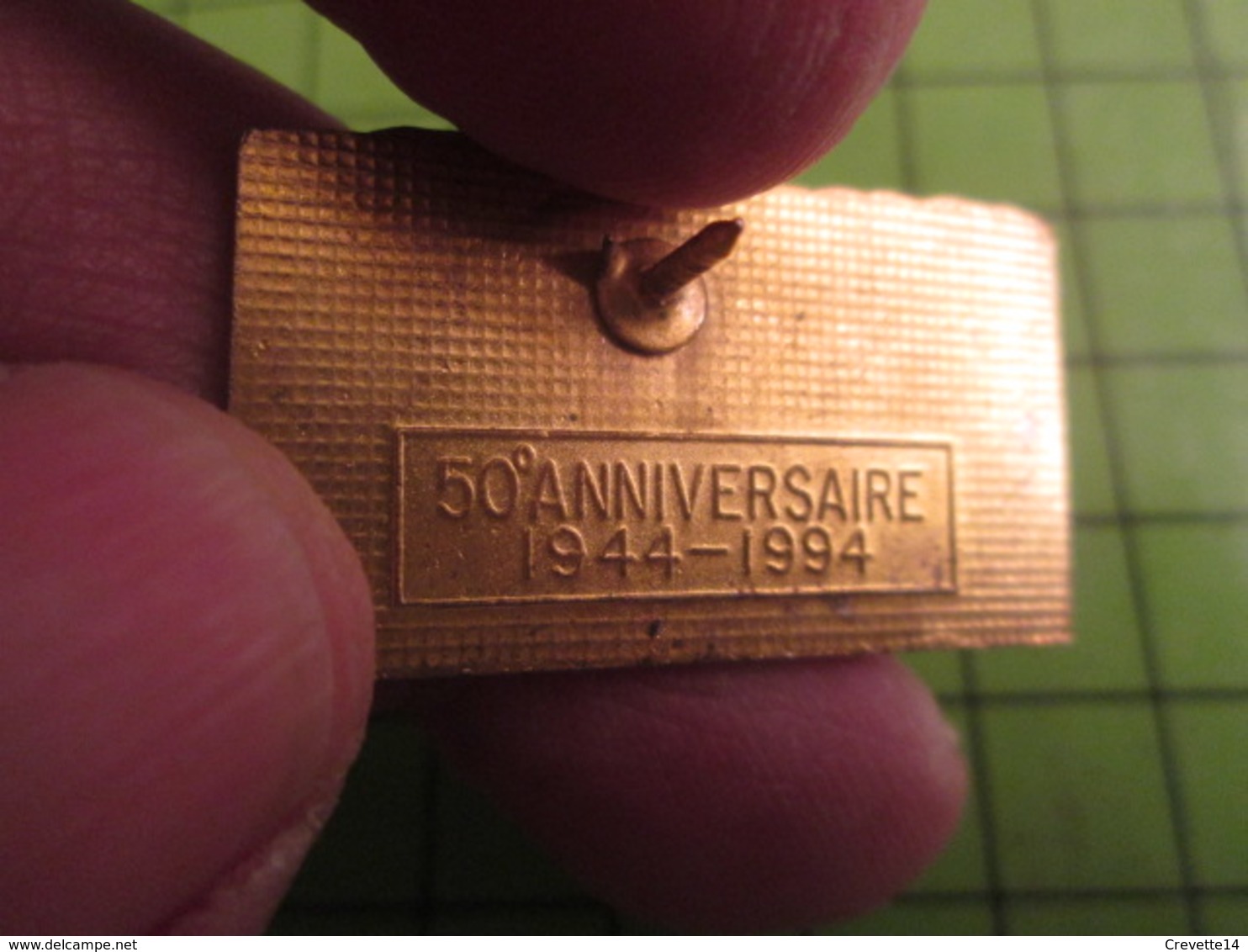 713F Pins Pin's / Rare & De Belle Qualité  THEME : MILITARIA / POINTE DU HOC DEBARQUEMENT NORMANDIE D-DAY 50e ANNIVERSAI - Army