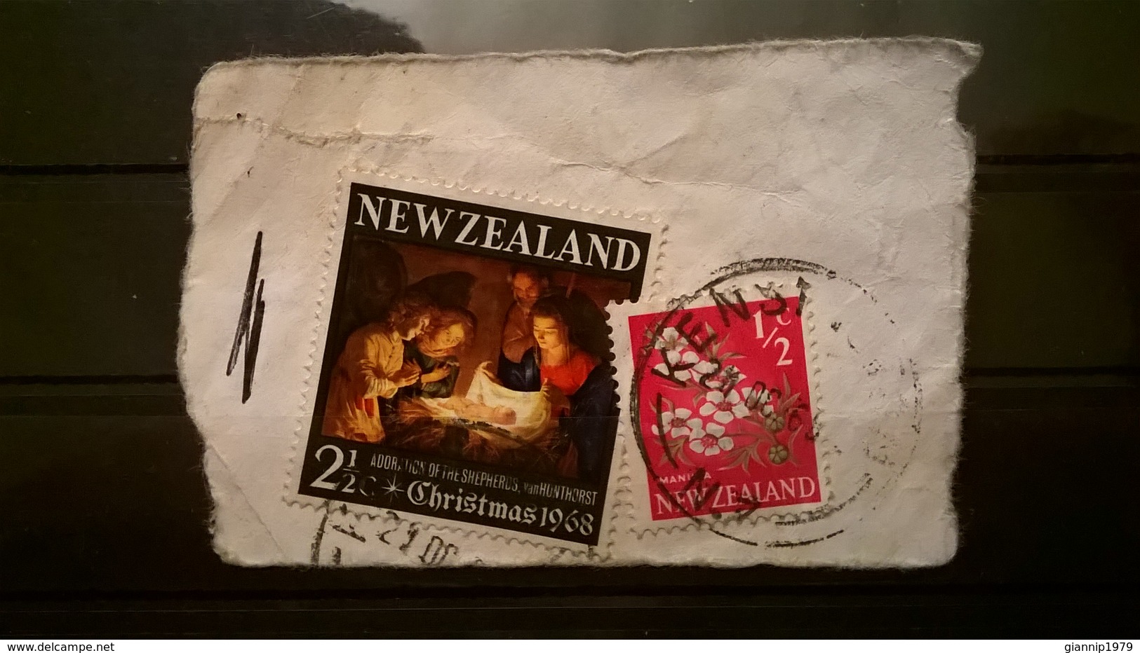 FRANCOBOLLI STAMPS NUOVA ZELANDA NEW ZELAND 1968 SU FRAMMENTO NATALE CHRISTMAS - Usati