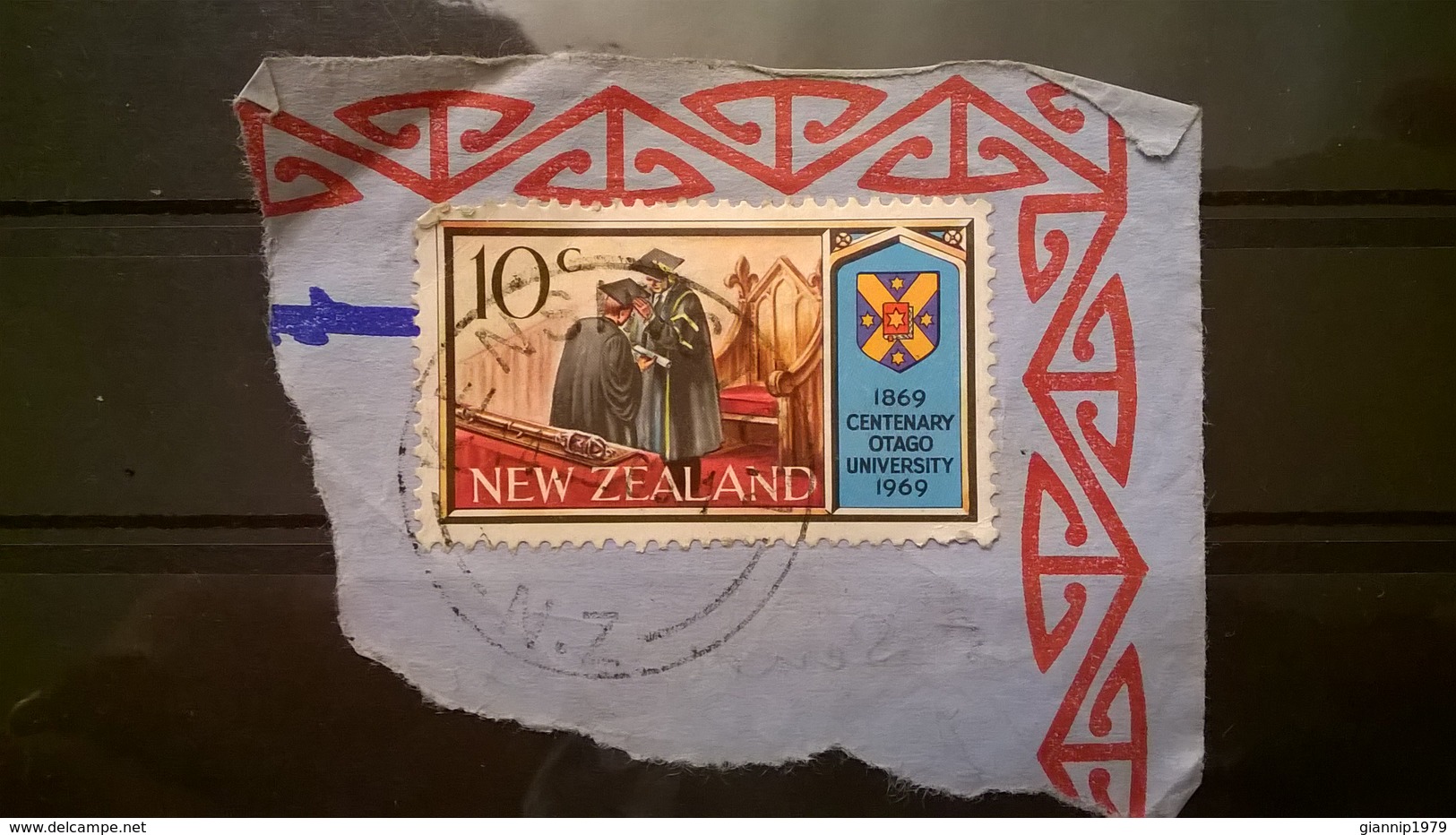 FRANCOBOLLI STAMPS NUOVA ZELANDA NEW ZELAND 1969 SU FRAMMENTO OTAGO UNIVERSITY - Usati