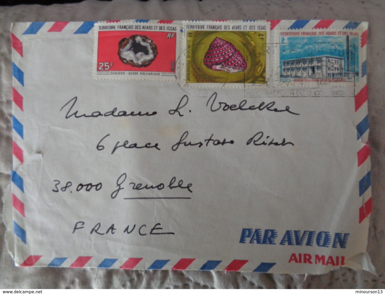 LETTRE PAR AVION 1972 , 3 TIMBRES - Lettres & Documents