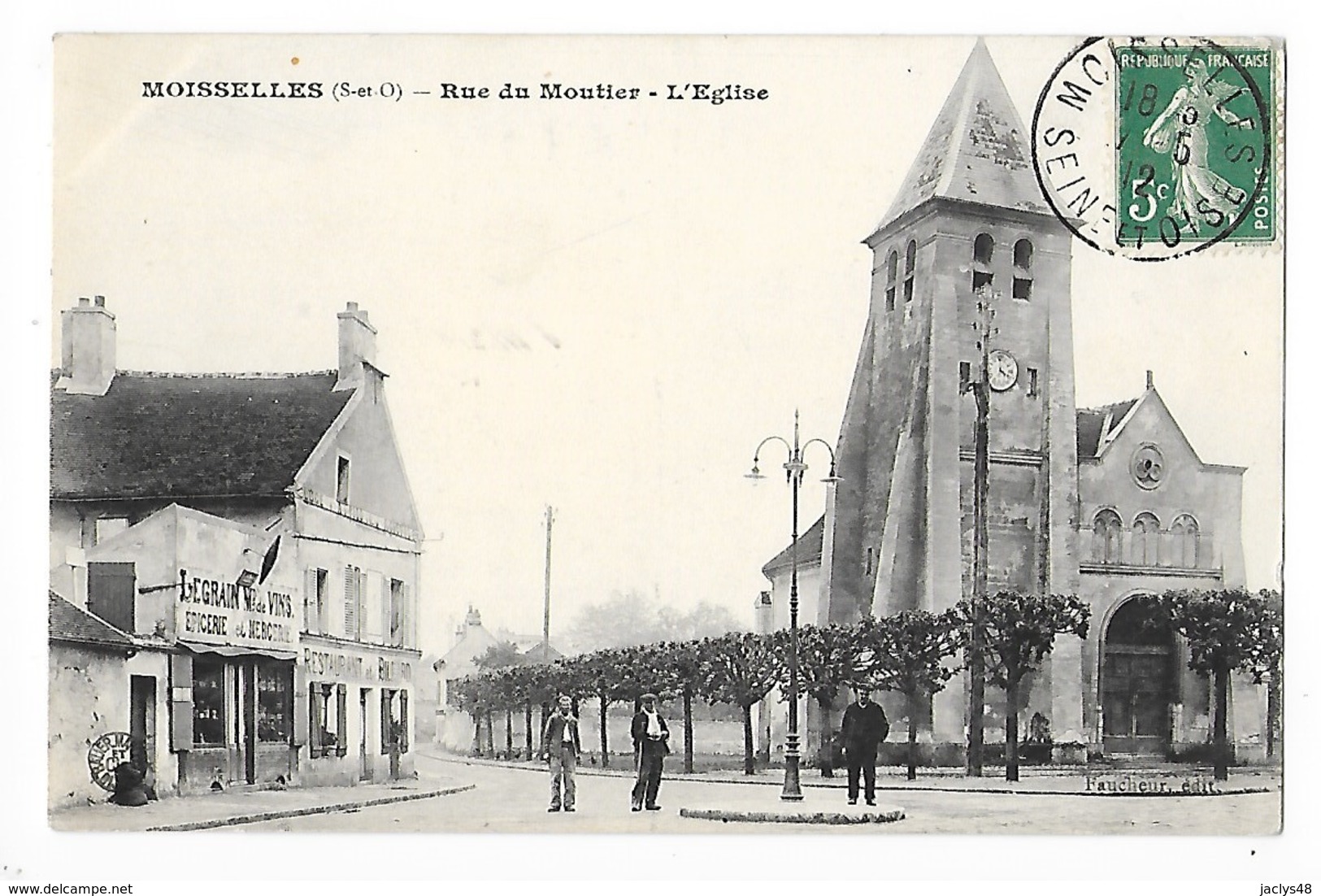 MOISSELLES  (cpa 95)  Rue Du Moutier - L'Eglise  -  L 1 - Moisselles