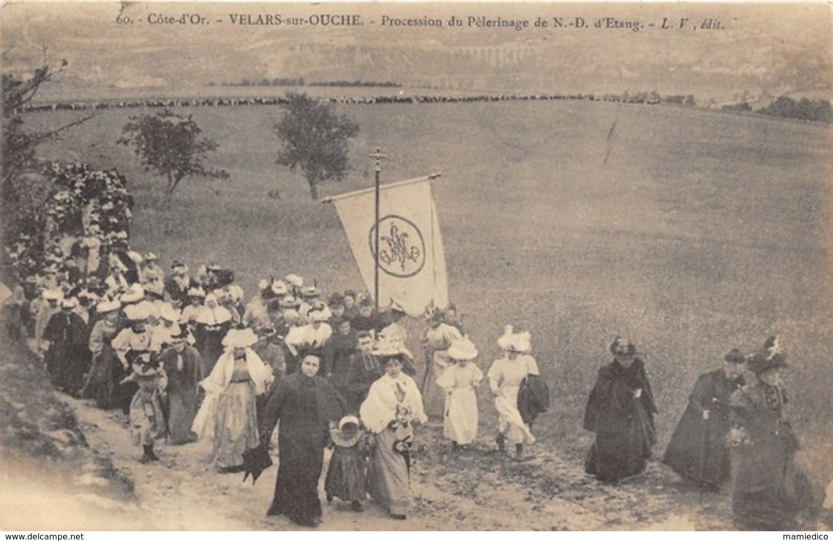 40 CP(SNCF La Ferté-G+Pont de P+Moreuil+Photo non situéel) Aviat+Hôtel+Pub dentelle+Fête relig+Repro houblon+Divers N°87