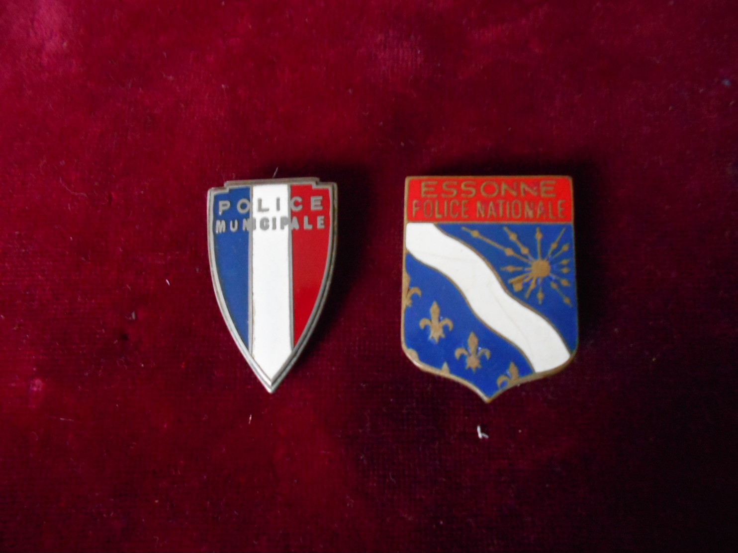 LOT 2 INSIGNES POLICE NATIONALE - Armée De Terre