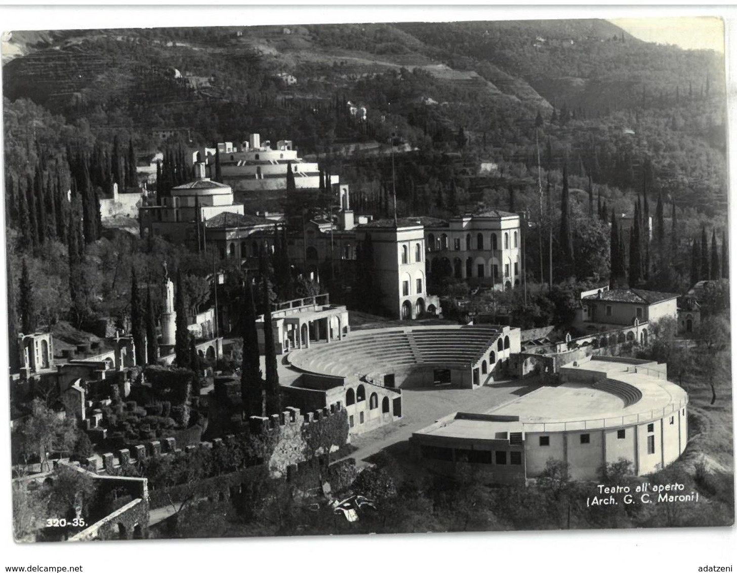 Lombardia Gardone Del Garda Il Vittoriale Degli Italiani Teatro All’aperto Viaggiata 1950 Condizioni Come Da Scansione - Altri & Non Classificati