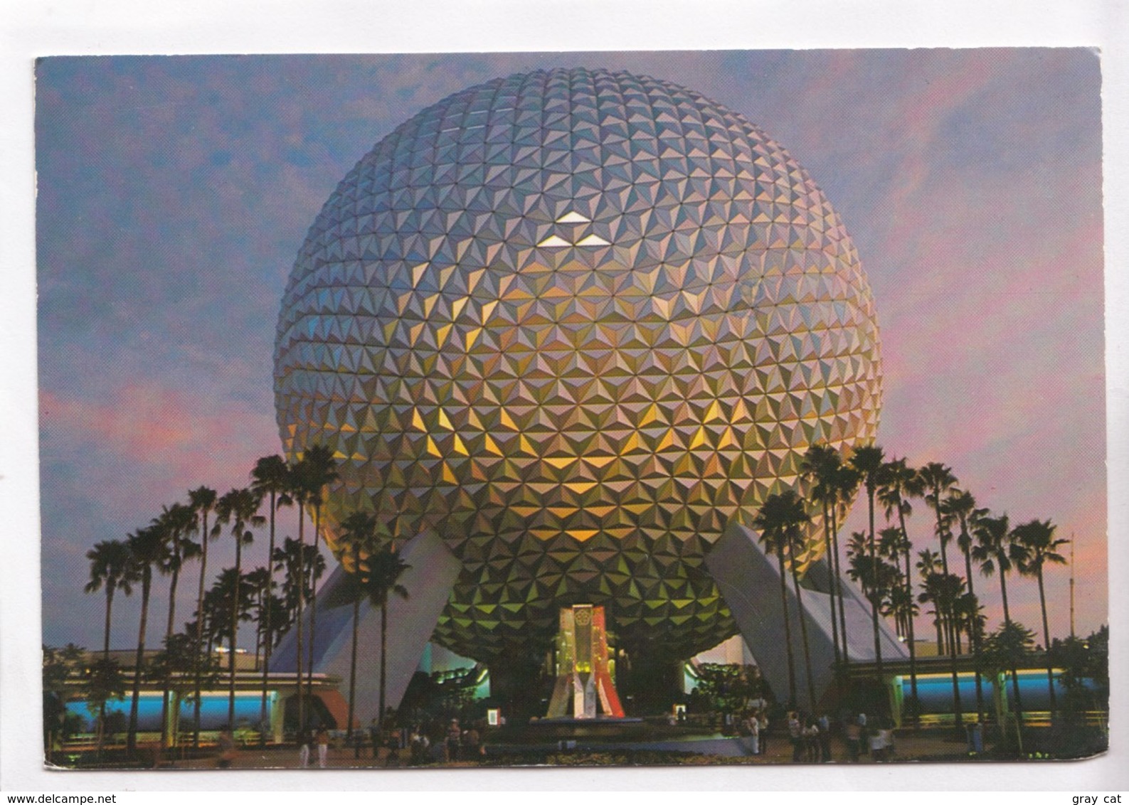 Spaceship Earth, Epcot Centre, Walt Disney World 1986 Used Postcard [22403] - Disneyworld