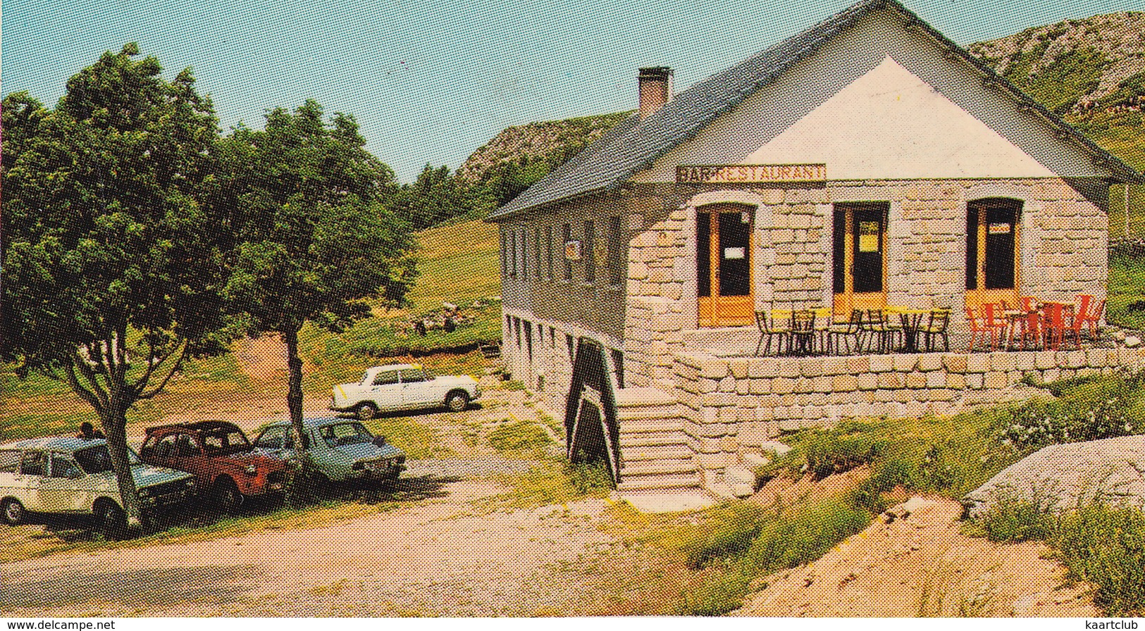 Saint-Martial: RENAULT 12 & BREAK, CITROËN 2CV, PEUGEOT 404 - Bar-Restaurant CEYTE René, Gerbier De Joncs - (Ardèche) - Toerisme