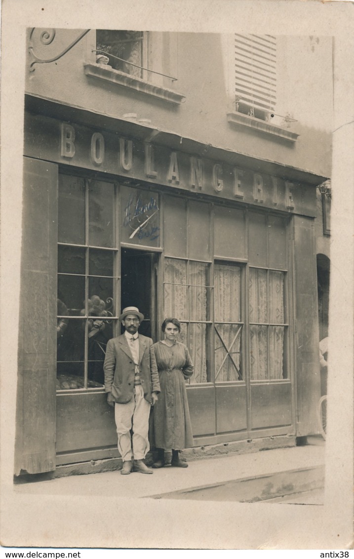 H223 - COMMERCE - Carte Photo - BOULANGERIE - Le Boulanger Et Sa Boulangère - Negozi