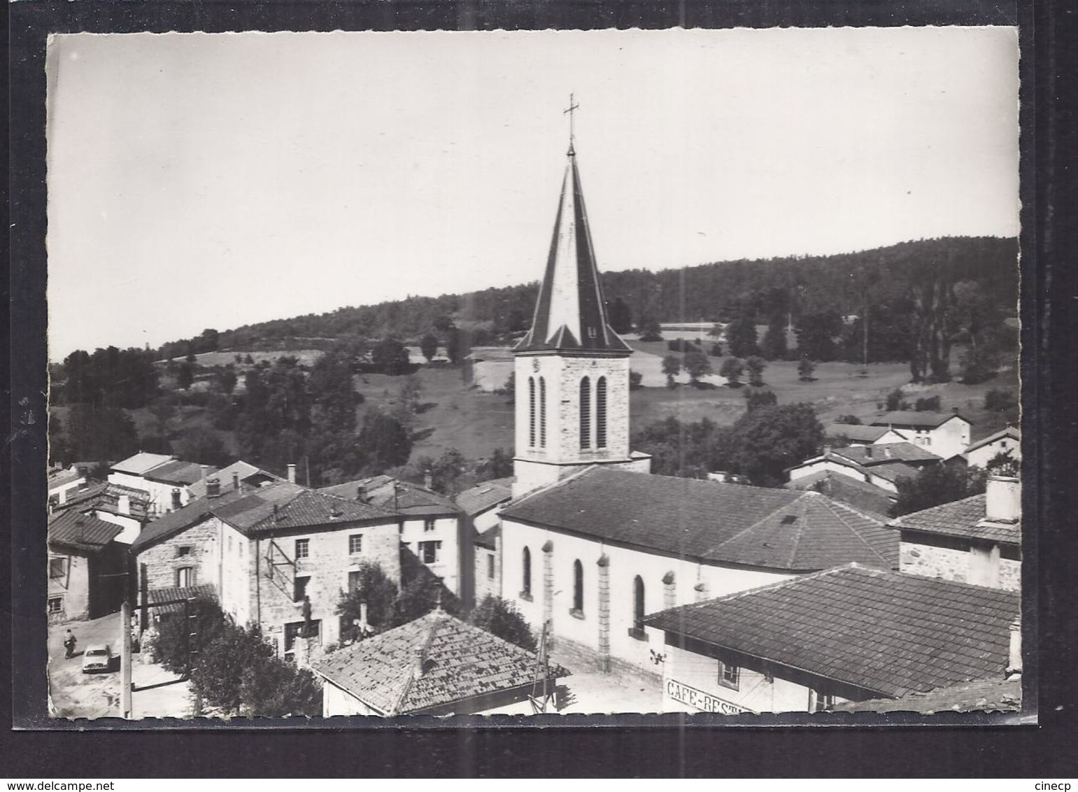 CPSM 63 - GRANDRIF - La Place Er L'Eglise - TB PLAN CENTRE VILLAGE Avec Détails Maisons - Autres & Non Classés