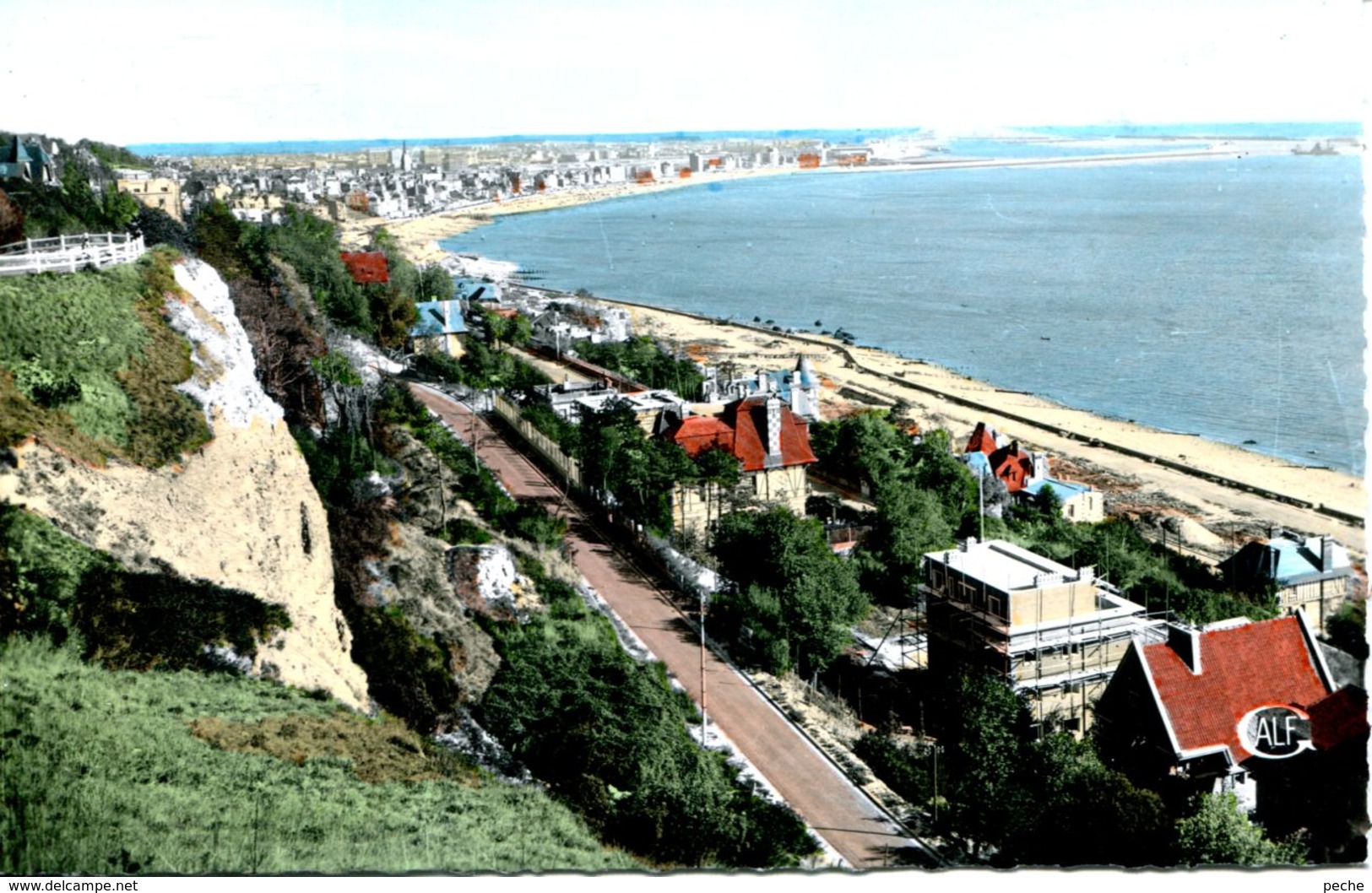 N°67735 -cpsm Le Havre Sainte Adresse -la Plage Vue De Ste Adresse Et Le Nice Havrais- - Sainte Adresse