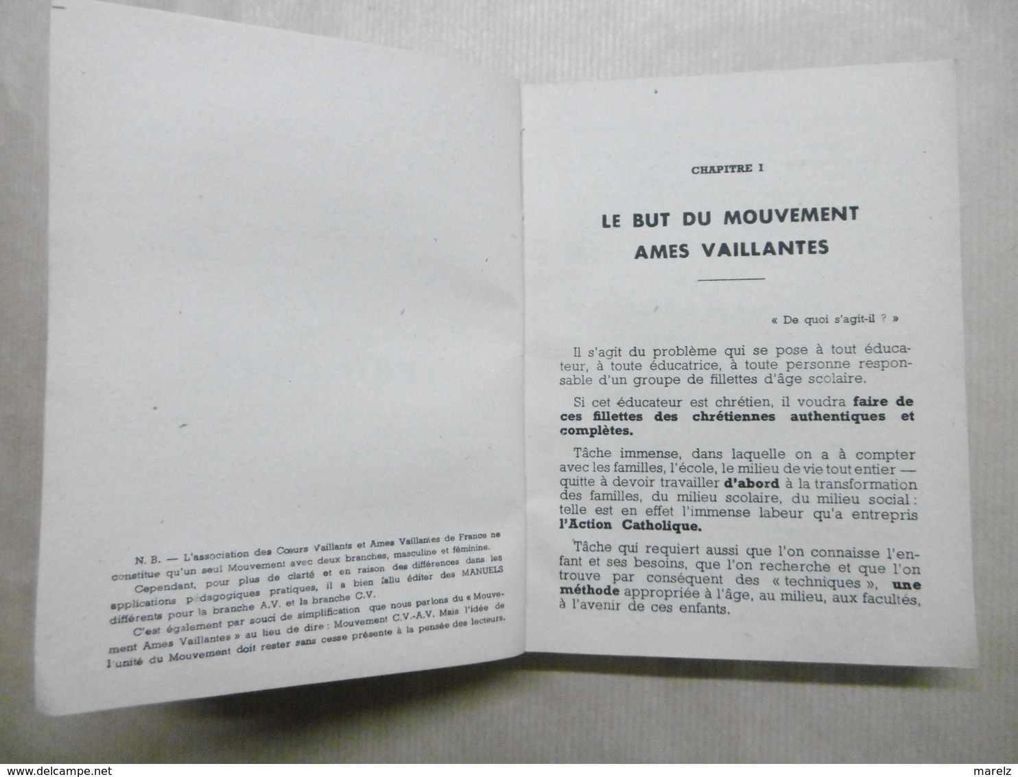 Le Mouvement AMES VAILLANTES Collection "AVE" N° 1 FRANCE 1943 Scoutisme Editions GIRAUD-RIVOIRE - Scoutisme