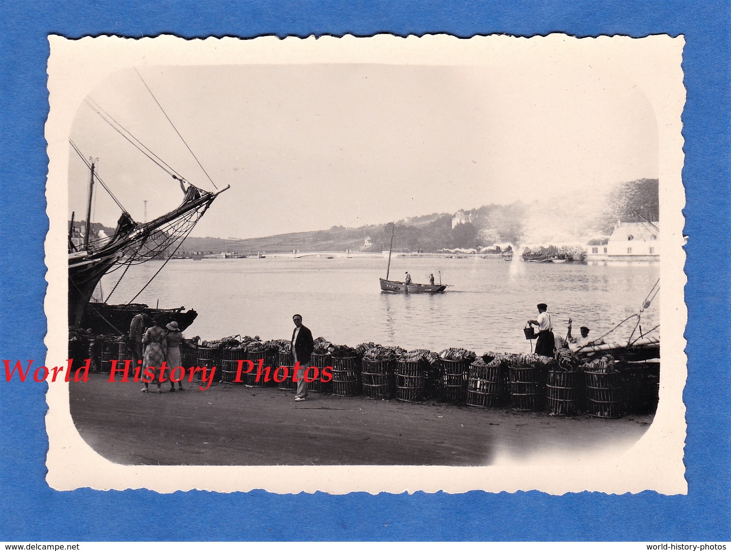 Photo Ancienne - BRETAGNE - Port à Situer - Arrivée De Pécheur - Belle Isle En Mer ? Quiberon ? Lorient ? Bateau Pêche - Boten