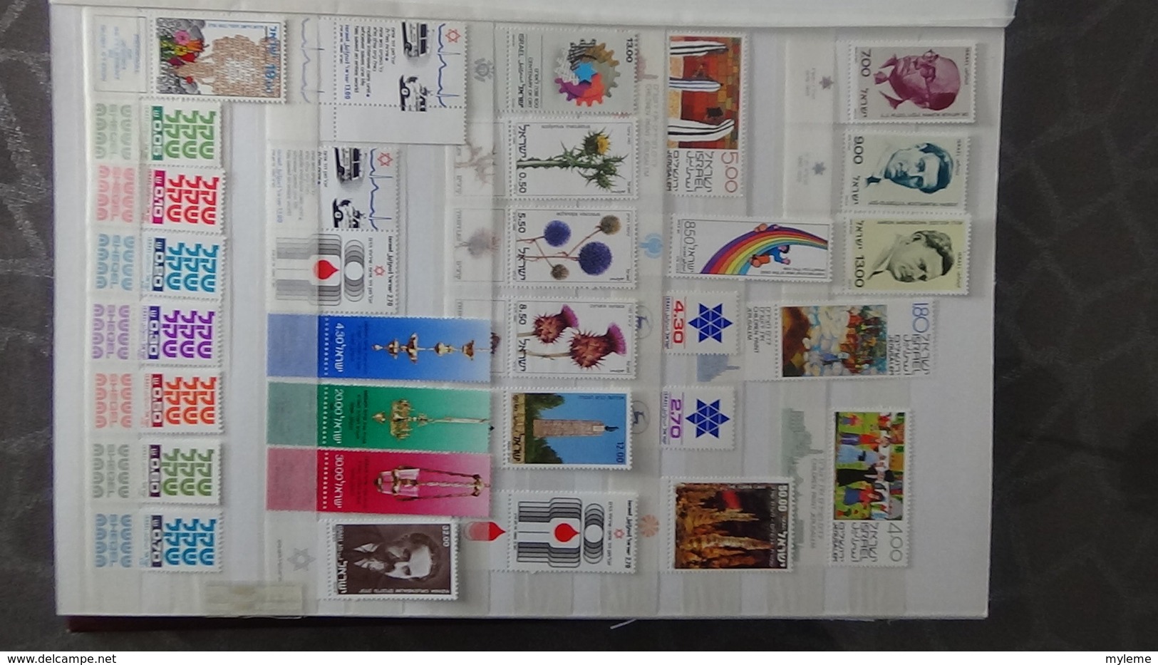 Grosse collection de timbres + blocs + carnets d'Israël tous avec tabs et **. Côte ++ A saisir !!!