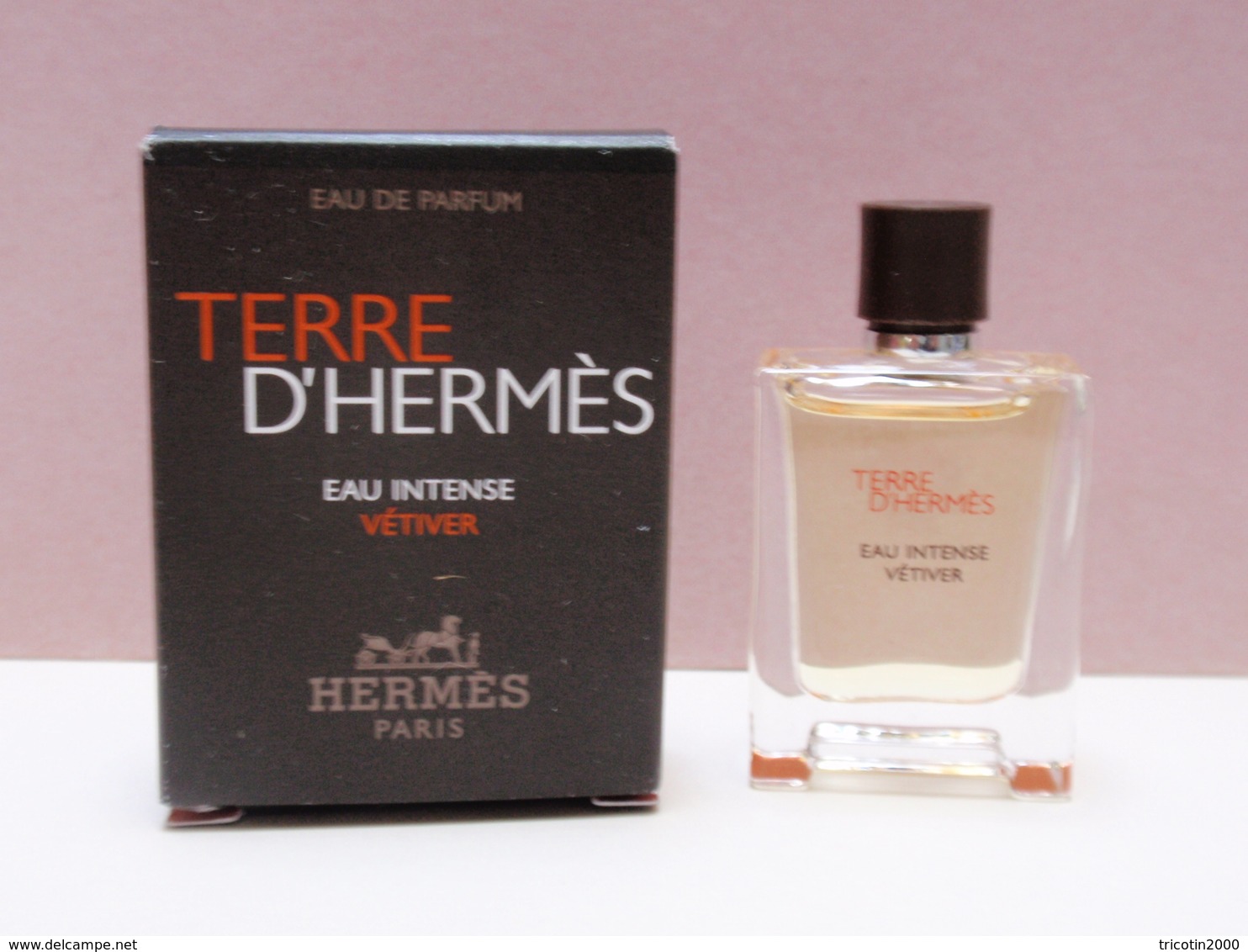 NEW 2018!!!! MINIATURE Eau De Parfum TERRE D'HERMES Eau Intense Vetiver  5 Ml - Miniatures Hommes (avec Boite)