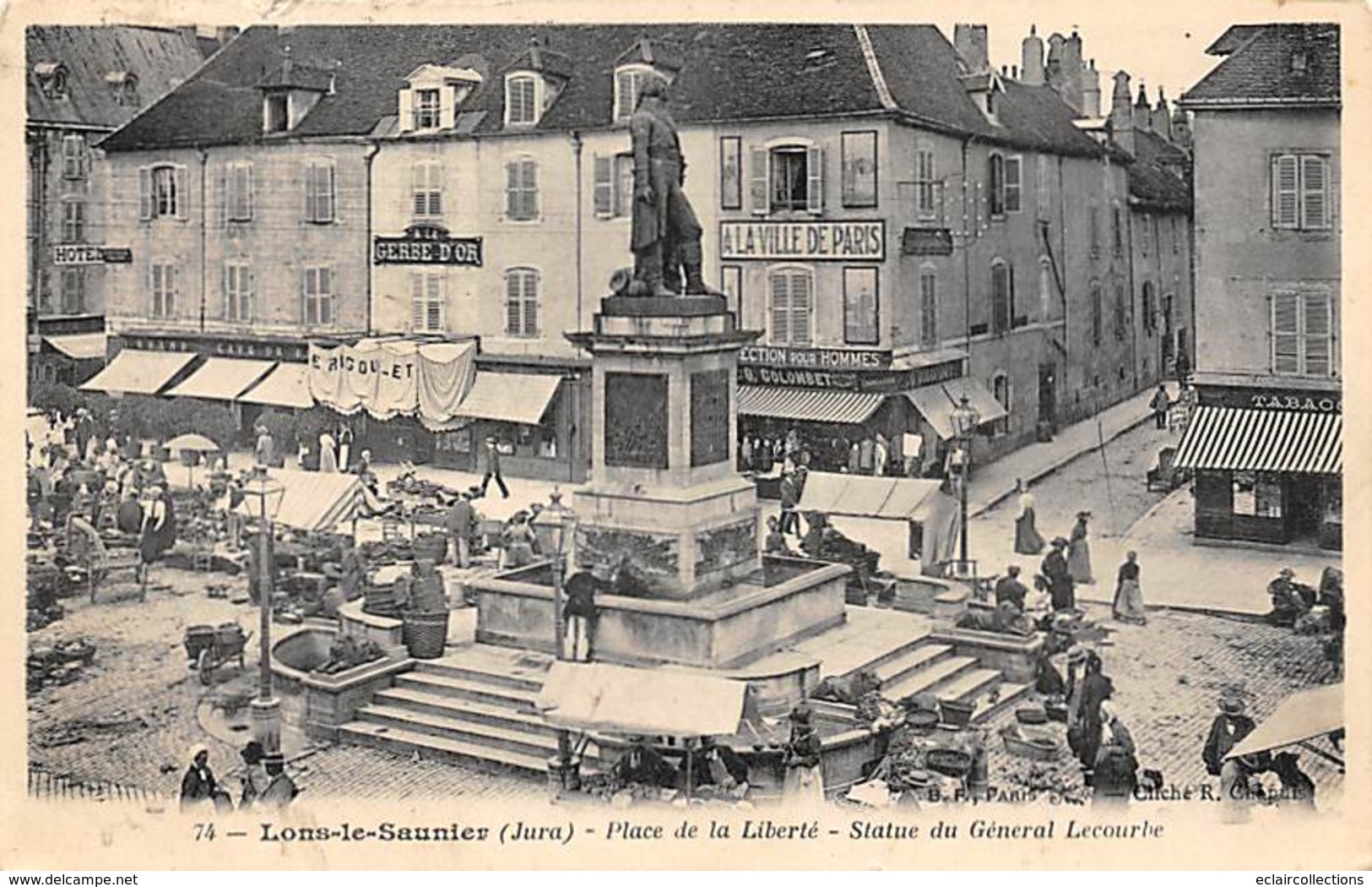 Lons Le Saunier       39        Marché  Place De La Liberté        (voir Scan) - Lons Le Saunier
