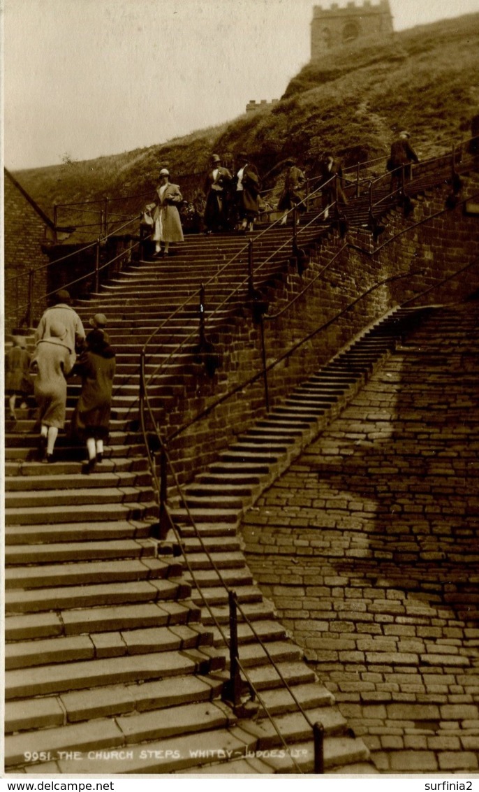 YORKS - WHITBY - THE CHURCH STEPS RP Y3113 - Whitby