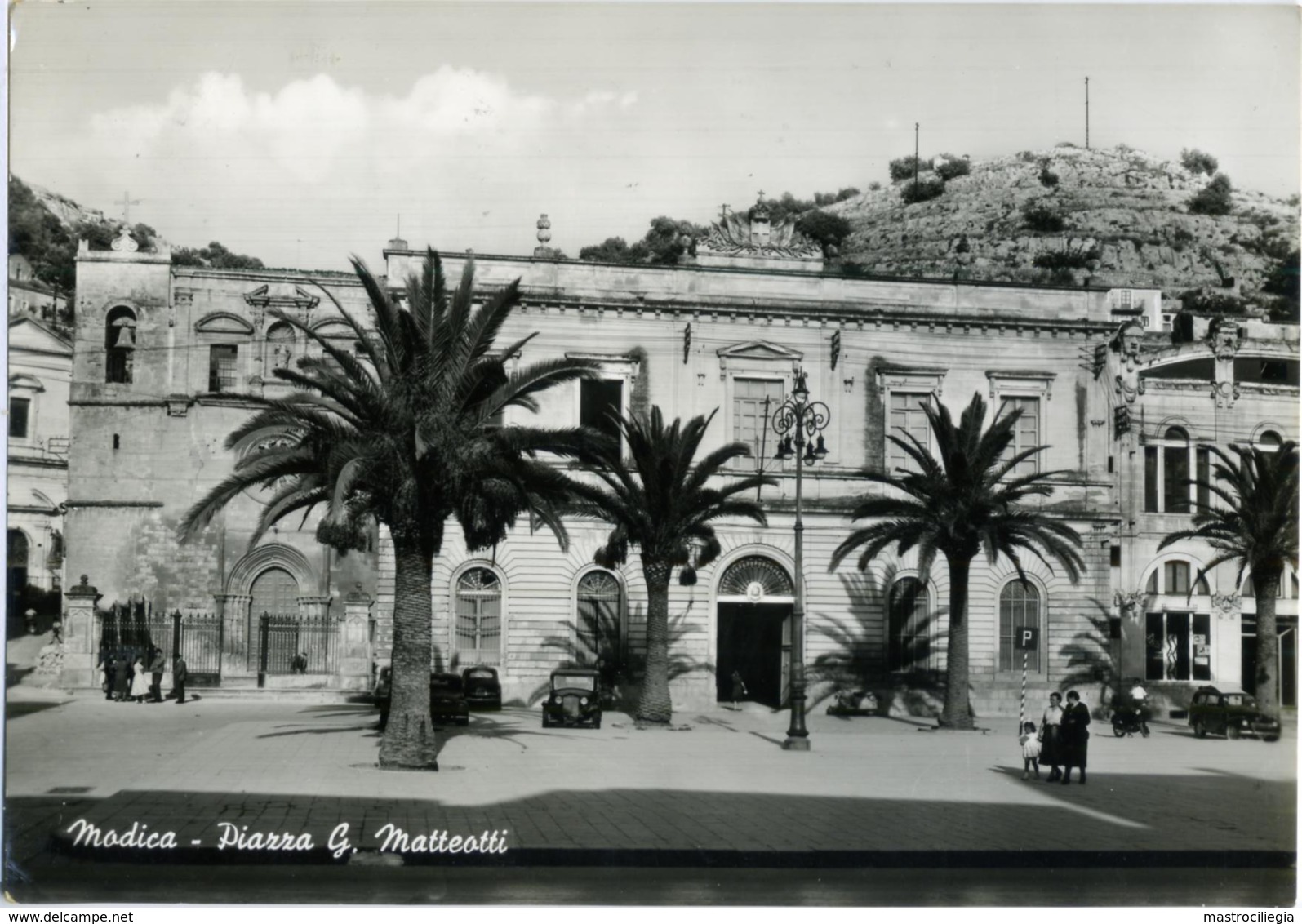 MODICA  RAGUSA  Piazza Giacomo Matteotti - Modica