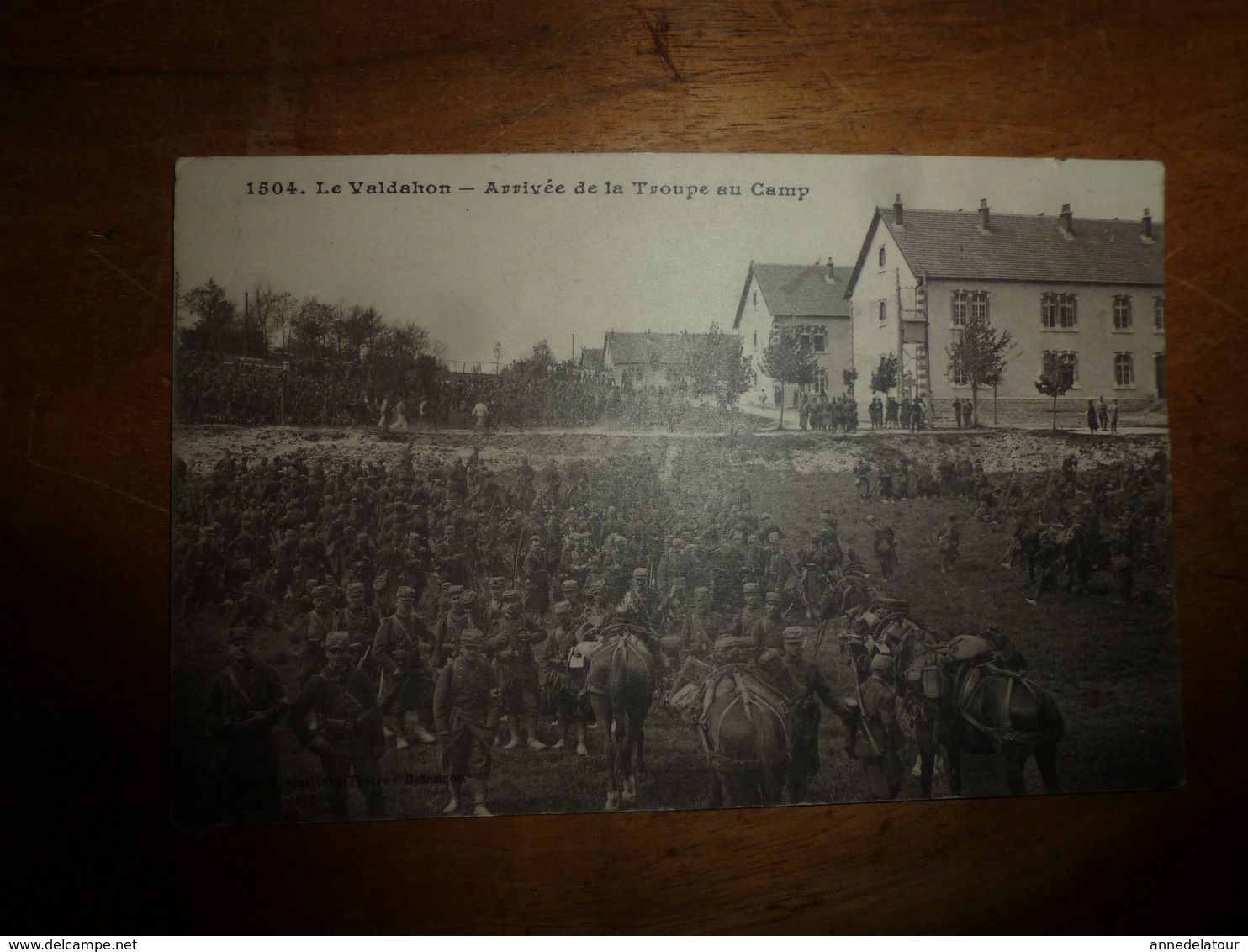 CPA  Le Valdahon - Arrivée Des Troupes Au Camp  (nombreux Chevaux) - War 1914-18