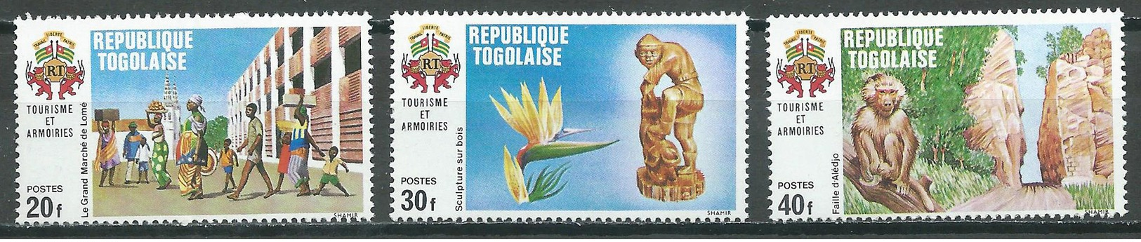 Togo YT N°715/717 Tourisme Et Armoiries Neuf ** - Togo (1960-...)