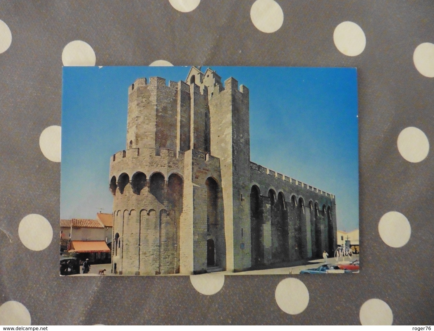 LOT  DE 10 CARTES  POSTALES  NEUVES  DES  SAINTES MARIE  DE LA  MER - 5 - 99 Cartes