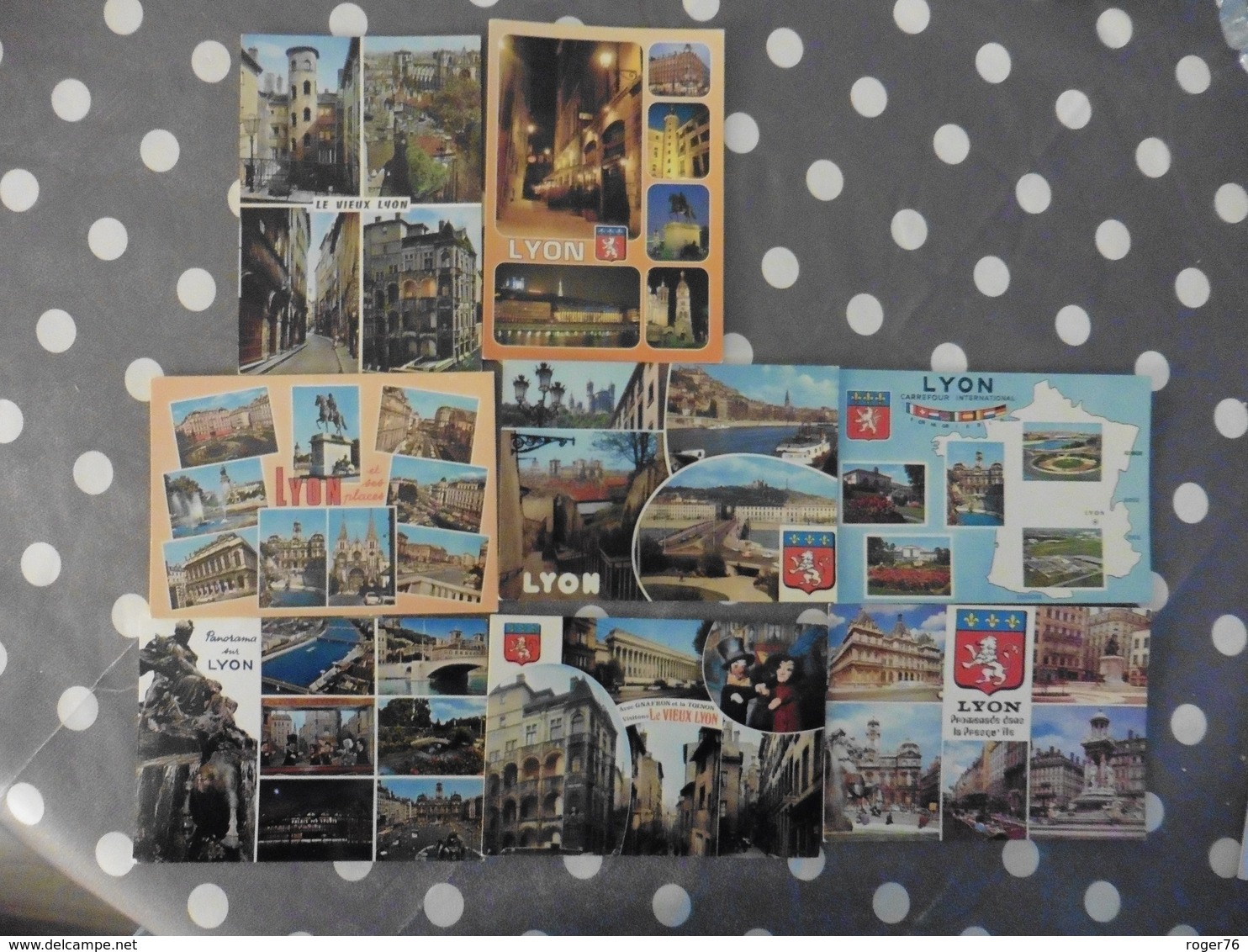 LOT  DE  96 CARTES  POSTALES  NEUVES  DE  LYON - 5 - 99 Cartes