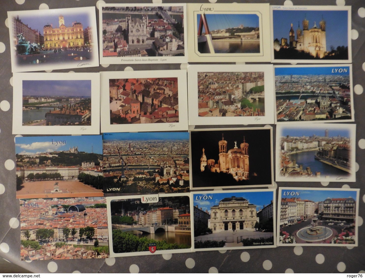 LOT  DE  96 CARTES  POSTALES  NEUVES  DE  LYON - 5 - 99 Cartes