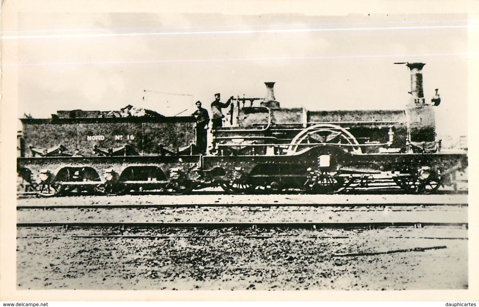 Chemin De Fer - Locomotive N° 16 Compagnie Du NORD Type Sturrock - 2 Scans - Matériel