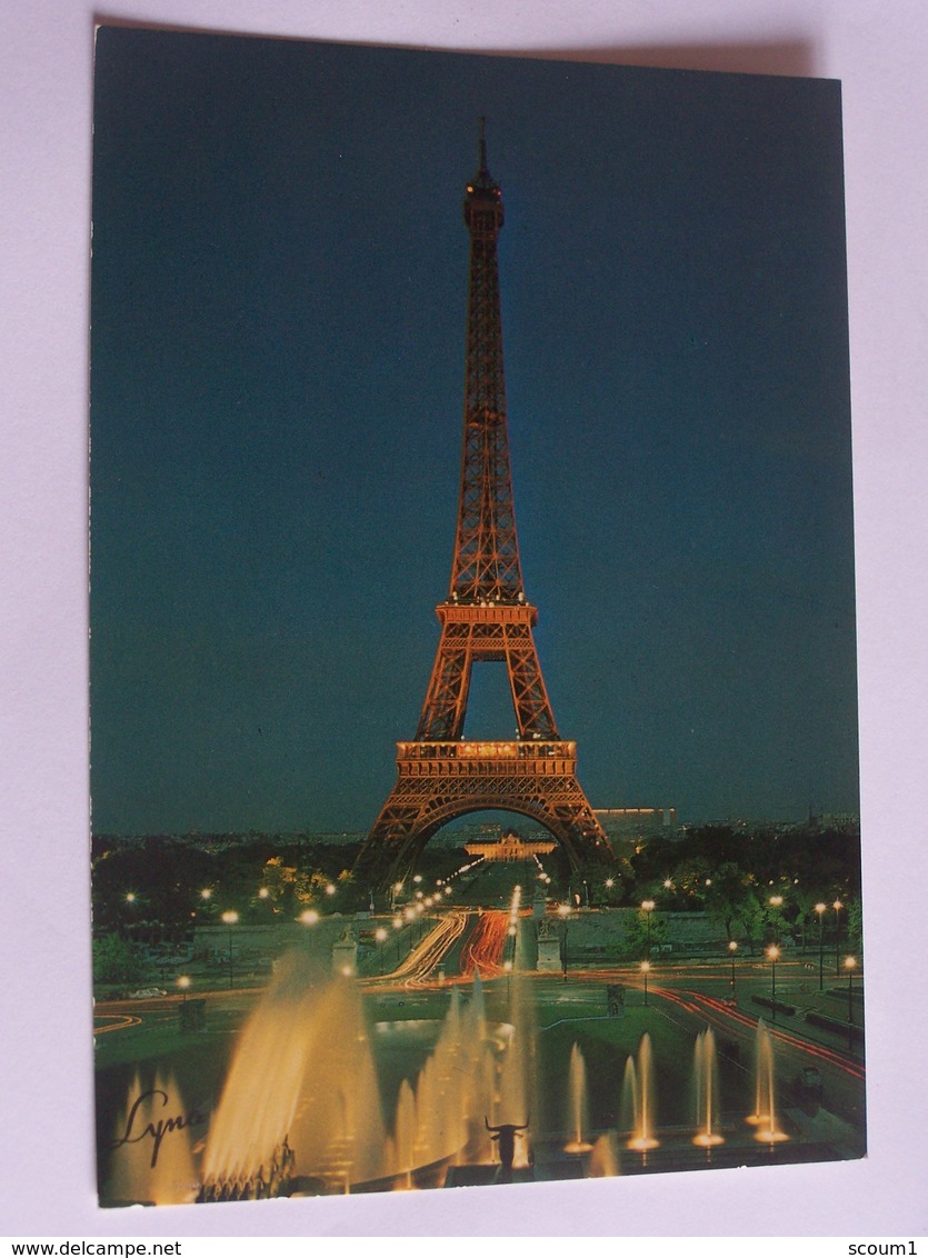 lot A de 36 cartes de la TOUR EIFFEL  toutes scanees