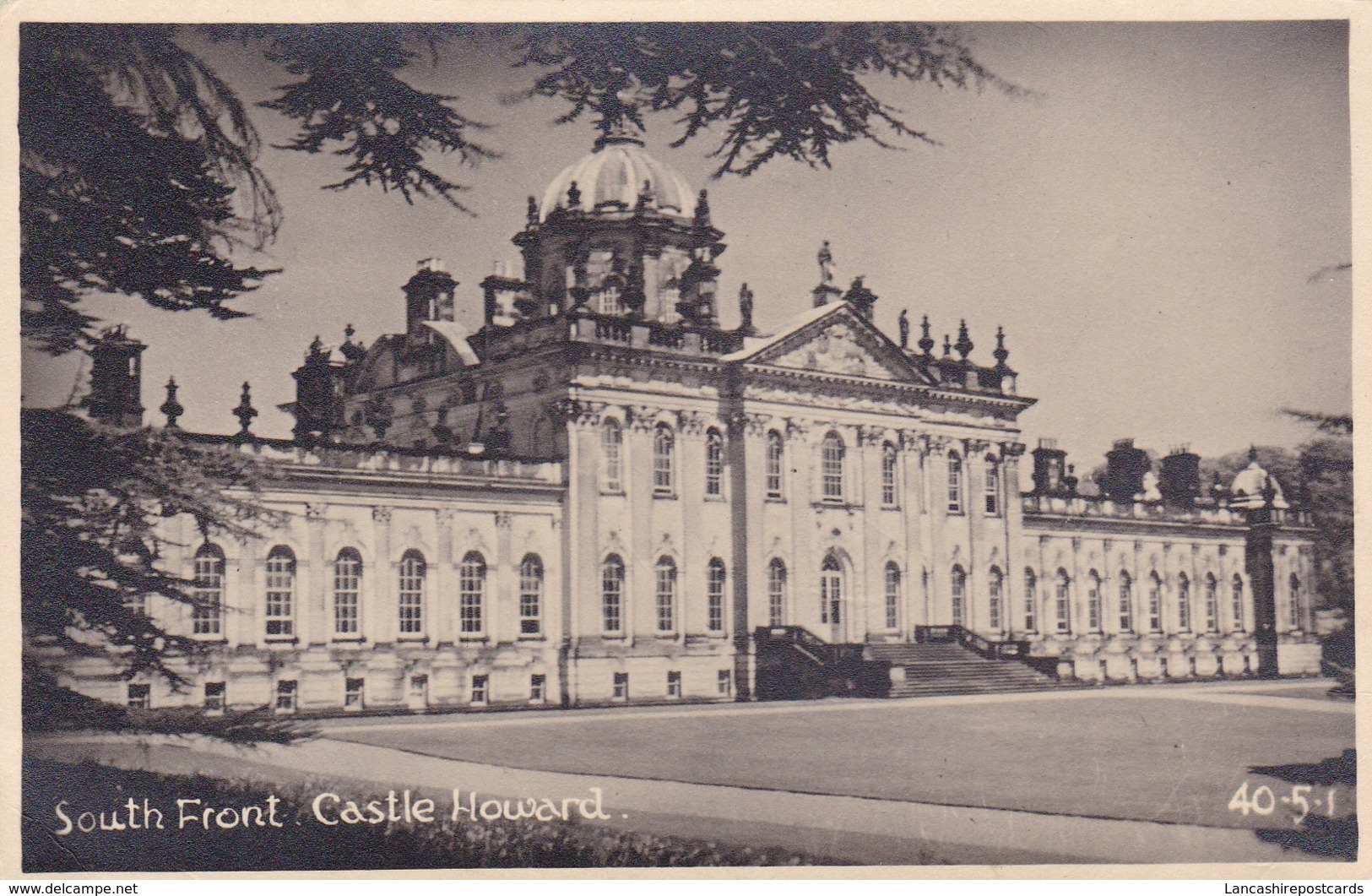 Postcard Castle Howard South Front Yorkshire My Ref  B12617 - Other & Unclassified