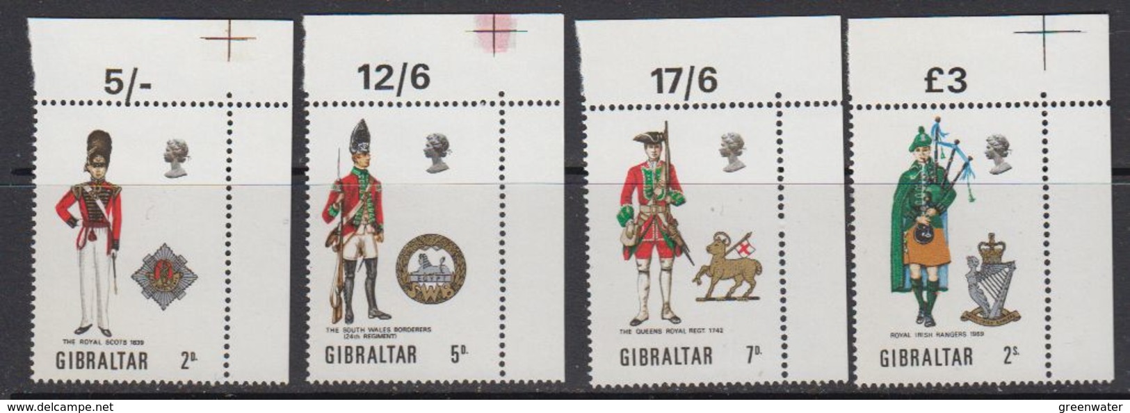 Gibraltar 1970 Uniforms 4v (corners) ** Mnh (41485S) - Gibraltar