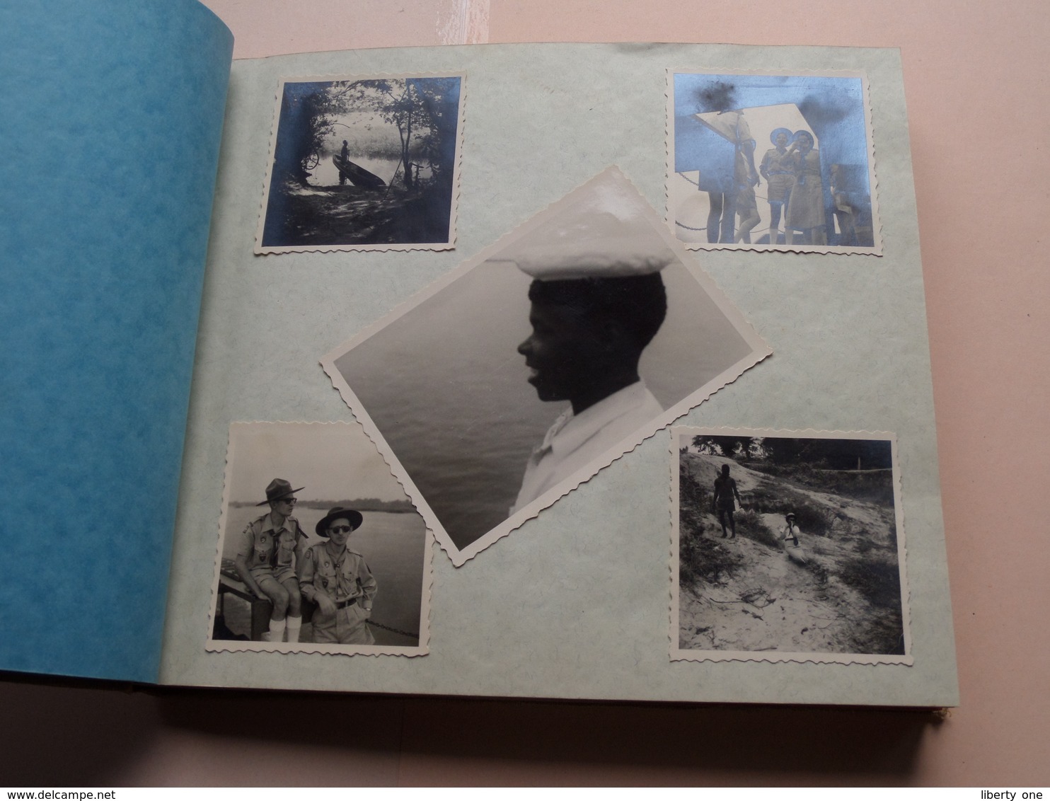 Album Met Foto's Van O.a. CONGO ( Zie Foto's Voor Verdere Details ) ANNO +/- 1950 ! - Lieux