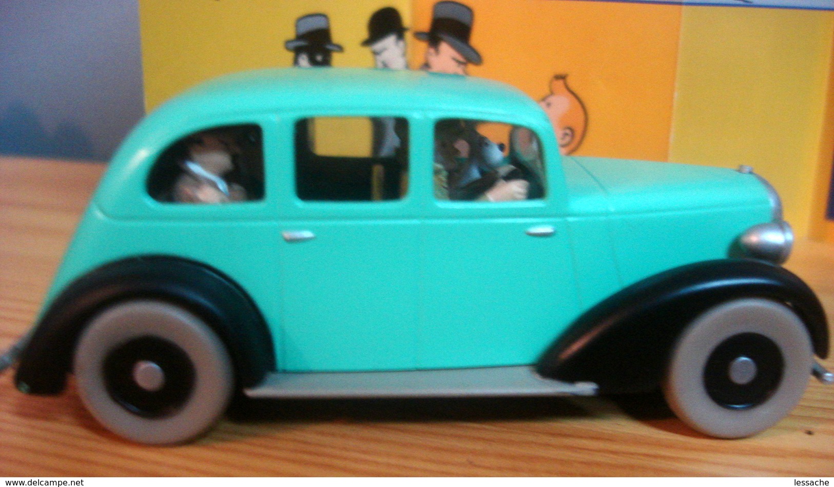 Voiture GRAHAM SIX 1935 LES FAUX POLICIERS 1/43 De Tintin En Amérique, TINTIN - Tintin