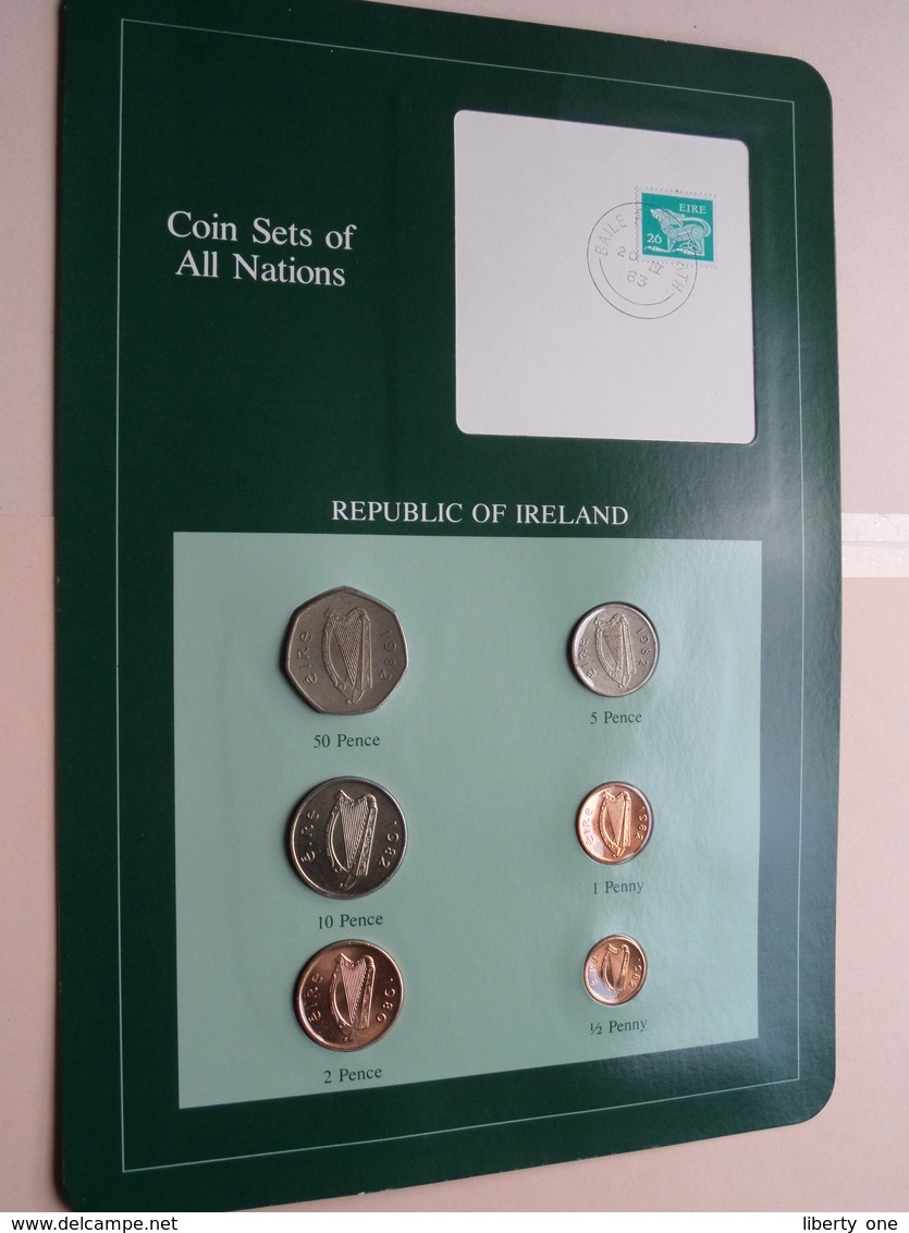 REPUBLIC OF IRELAND ( From The Serie Coin Sets Of All Nations ) Form. 20,5 X 29,5 Cm. ) Card + Stamp '83 ! - Irlande
