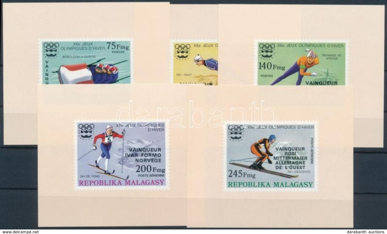 ** 1976 Olimpiai érmesek Vágott Sor Felülnyomással Blokk Formában Mi 802-806 - Sonstige & Ohne Zuordnung