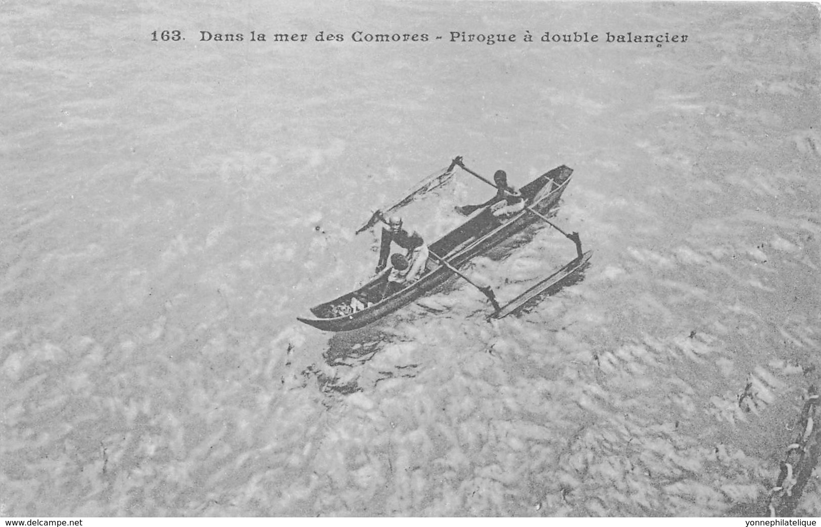 Comores / 08 - Pirogue à Double Balancier - Comores