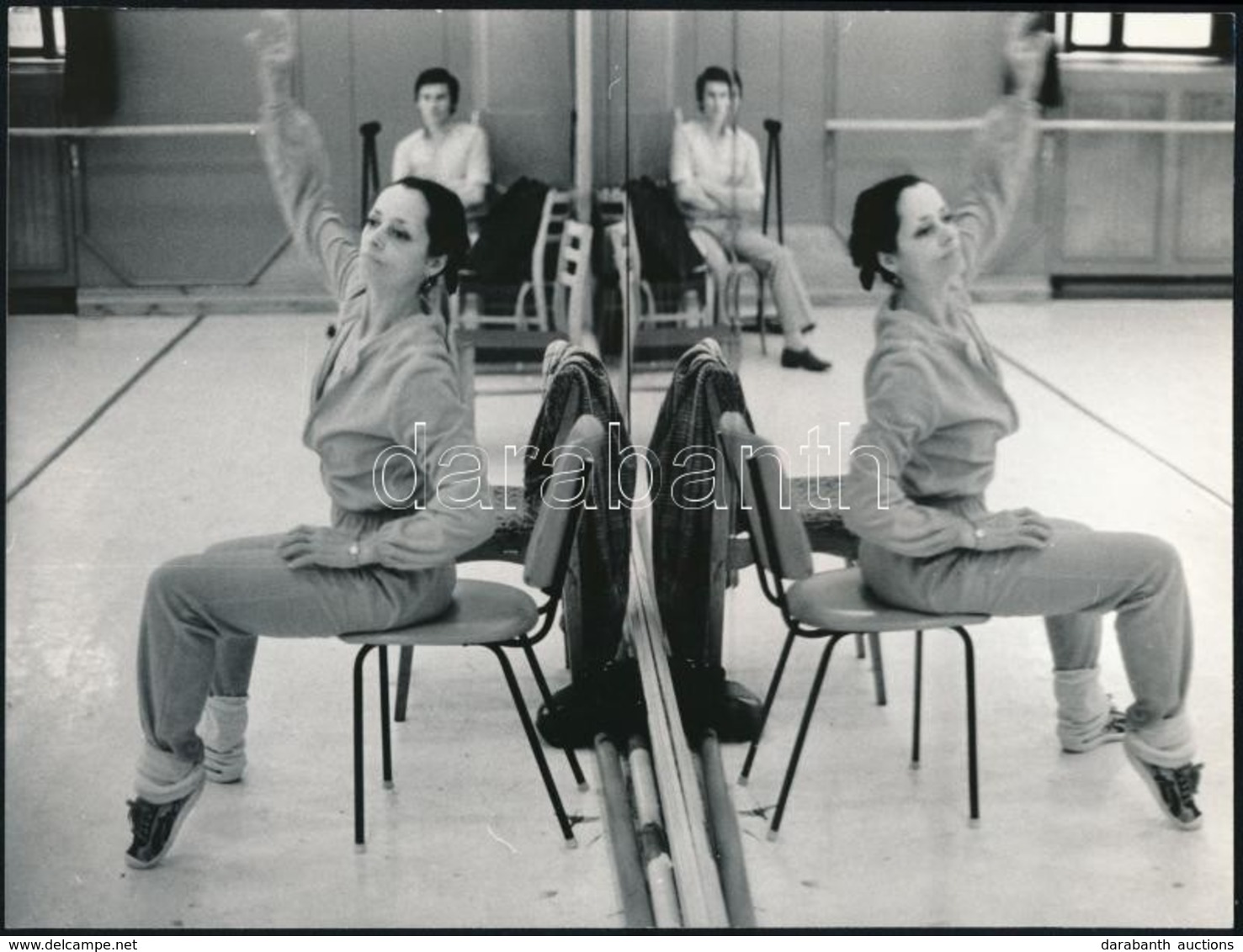 Balettművészek, Cca 1950 és Cca 1980 Között Készült 5 Db Vintage Fotó, Kettő Jelzett, Kettő Feliratozott, 24x18 Cm és 18 - Sonstige & Ohne Zuordnung