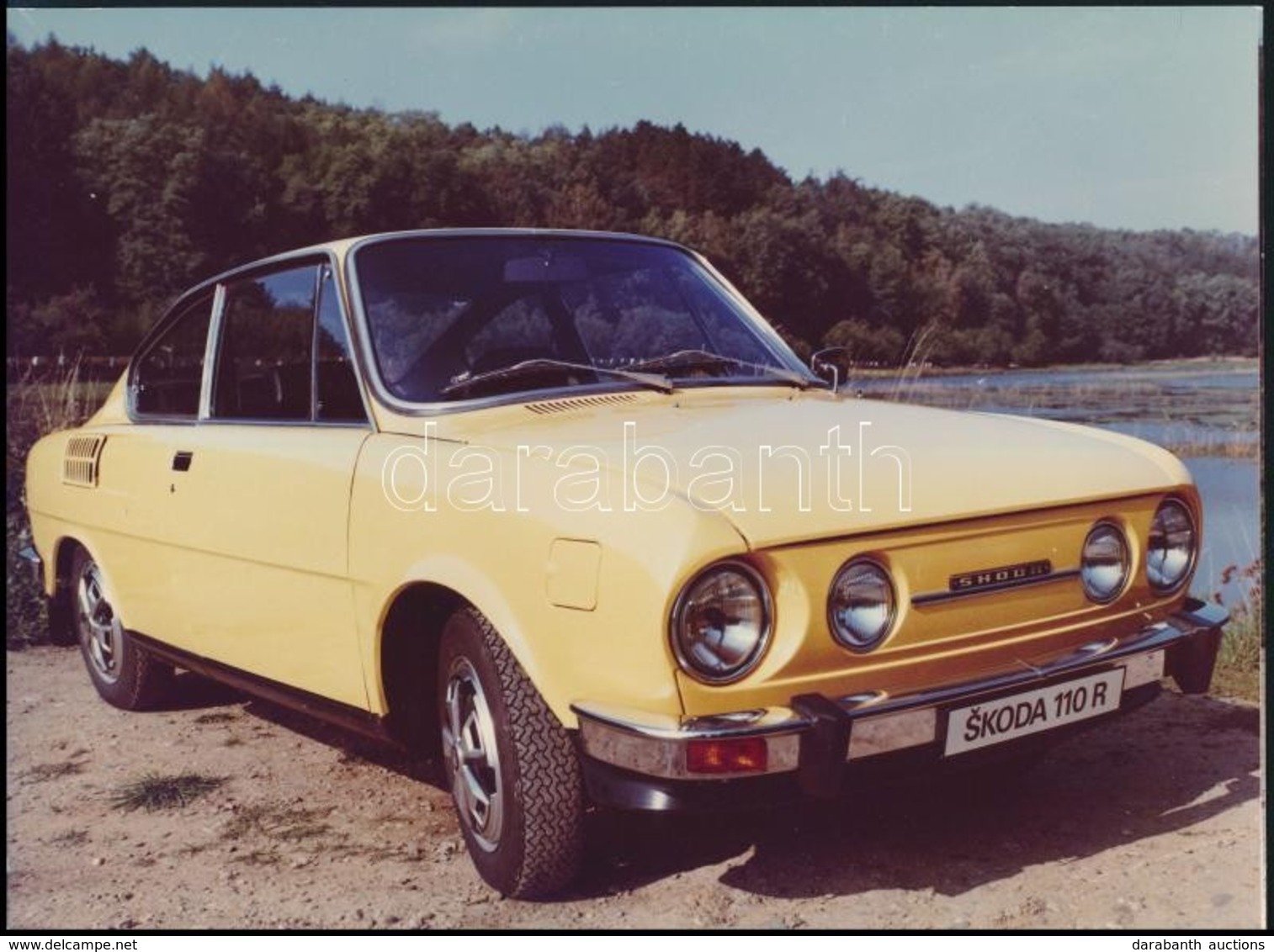 Cca 1970-1980 Škoda 110 R Típusú Autó, Fotó, 17,5×24 Cm - Sonstige & Ohne Zuordnung