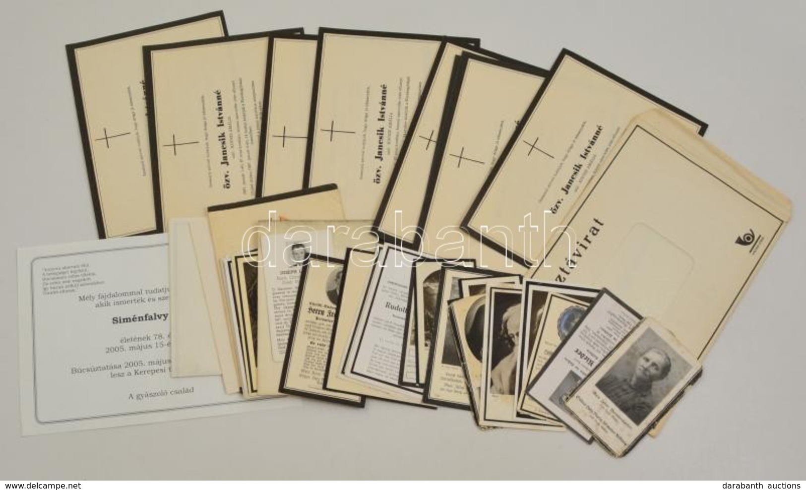 Cca 1929-2005 Halotti értesítők, Emlékkártyák, Gyászjelentések, Vegyes állapotban - Unclassified