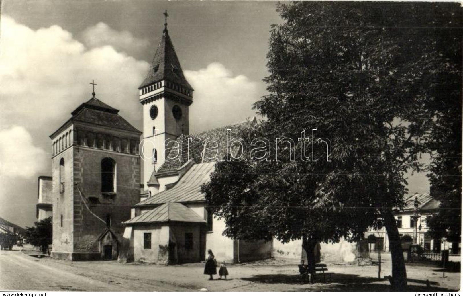 * T2/T3 Kisszeben, Sabinov, Zeben; Utcakép, Római Katolikus Templom és Harangtorony / Street View, Catholic Church, Bell - Ohne Zuordnung