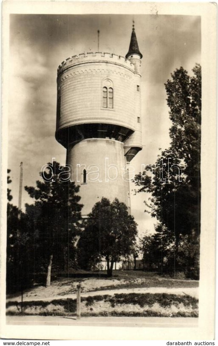 * T2 Komárom, Komárno; Víztorony / Water Tower - Unclassified