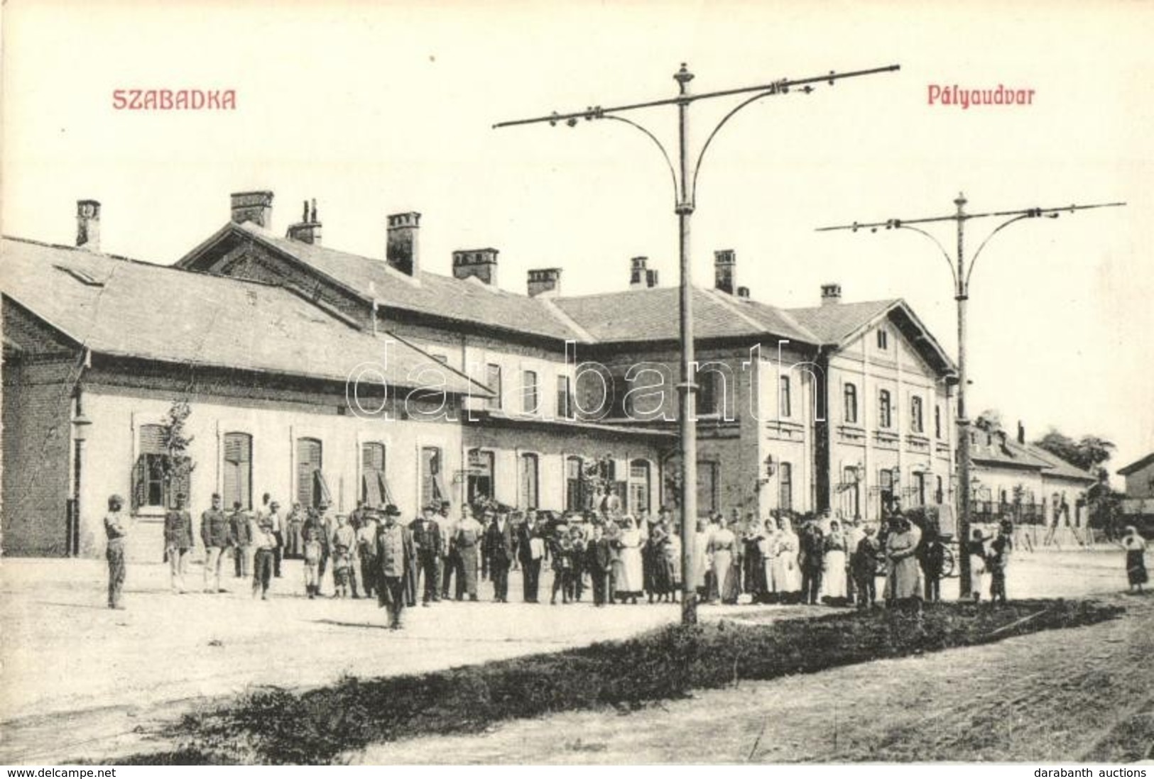 * T1/T2 Szabadka, Subotica; Pályaudvar, Vasútállomás, Tömeg. Kiadja Lipsitz 827. / Bahnhof / Railway Station, Crowd - Ohne Zuordnung