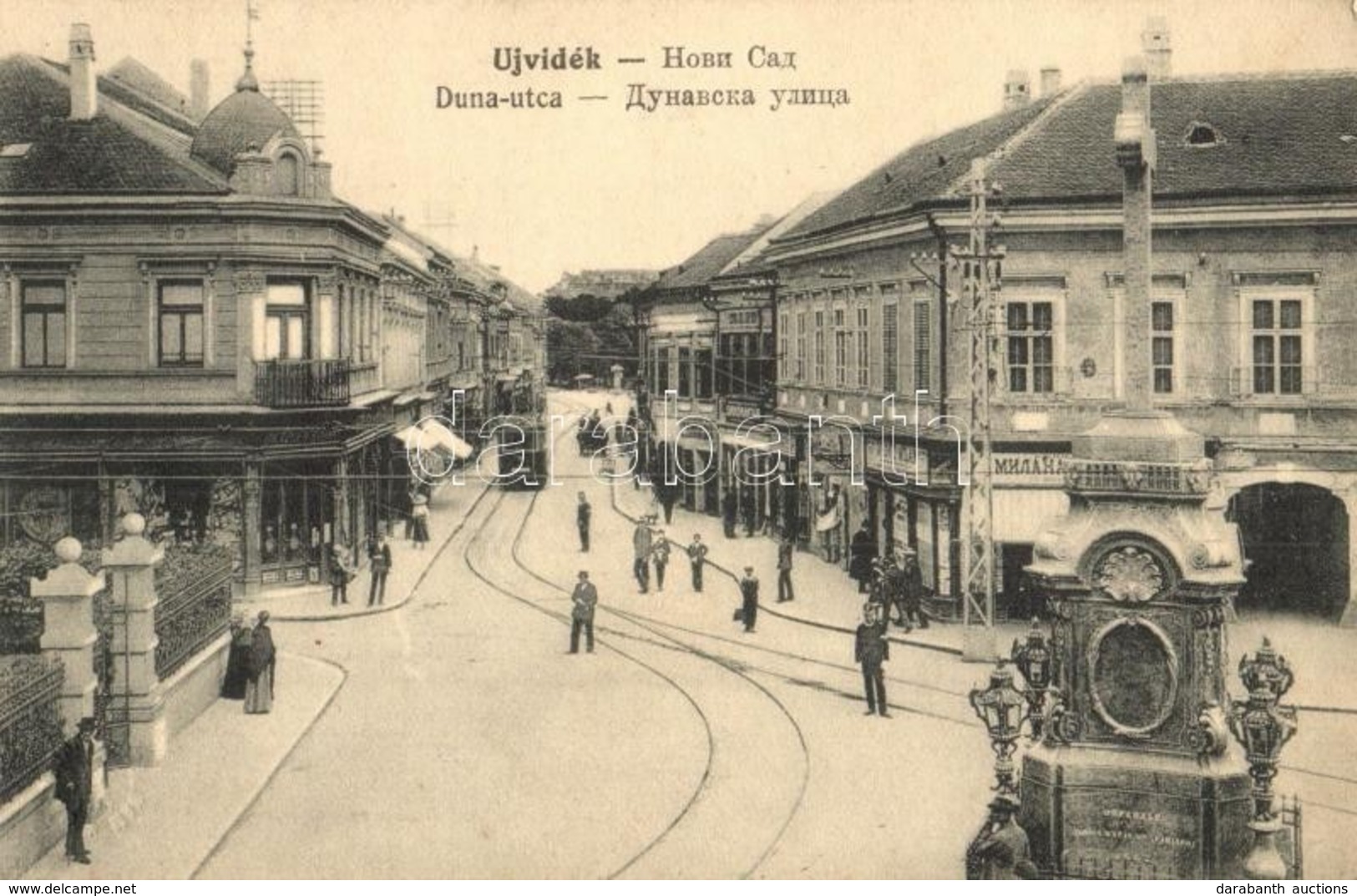 T2 Újvidék, Novi Sad; Duna Utca, Sírkőraktár, Villamos, Szobor, Metzgen üzlete / Street Viw With Shops, Tram And Statue, - Unclassified