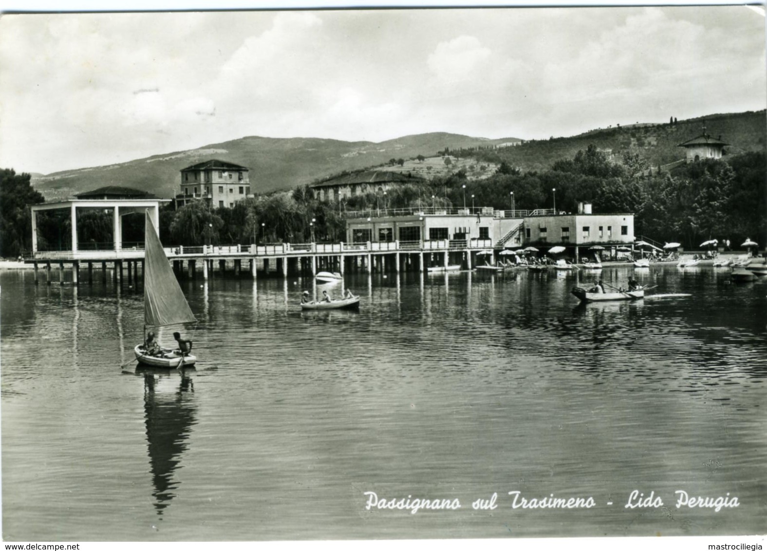 PASSIGNANO SUL TRASIMENO  PERUGIA  Lido Perugia - Perugia