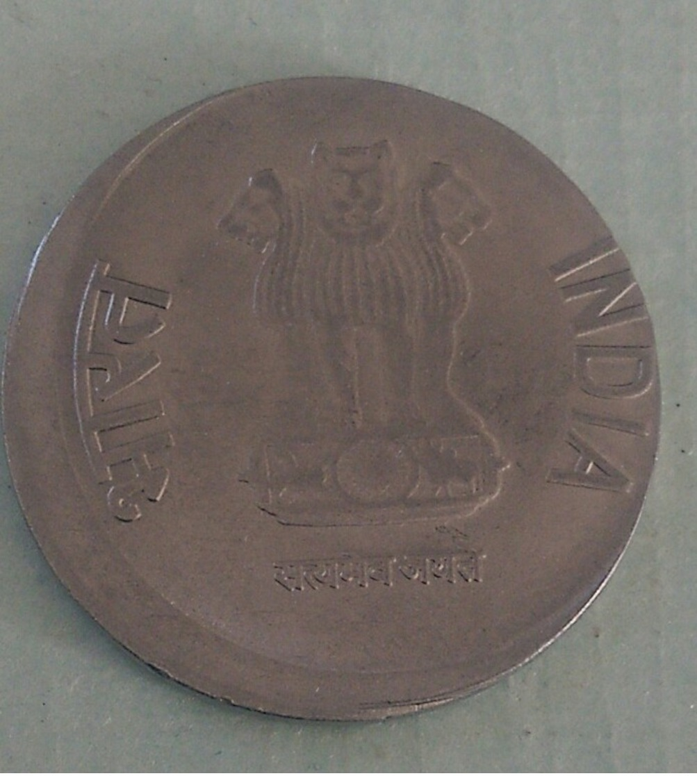 India Indein Error Coin..2011...2 Rupee - Inde