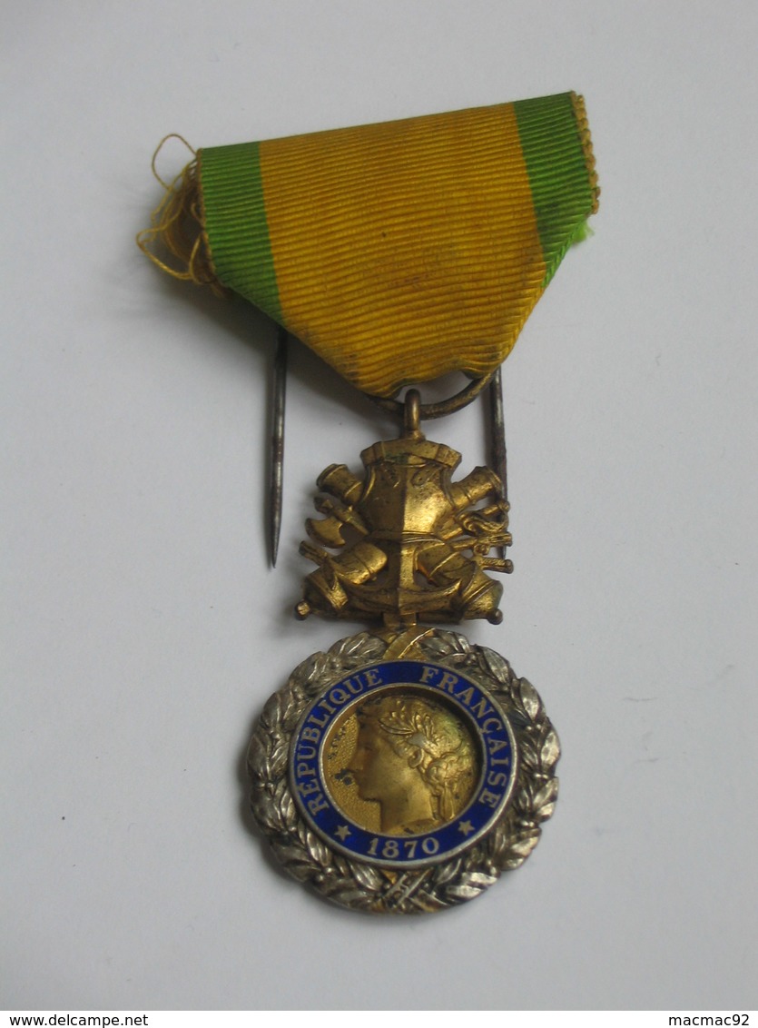 Médaille/Décoration - Médaille Militaire ***** EN ACHAT IMMEDIAT **** - Avant 1871