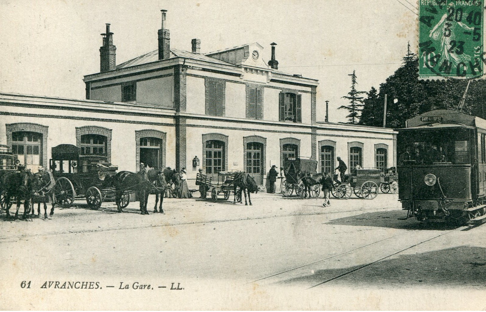 50 - AVRANCHES - La Gare - Avranches