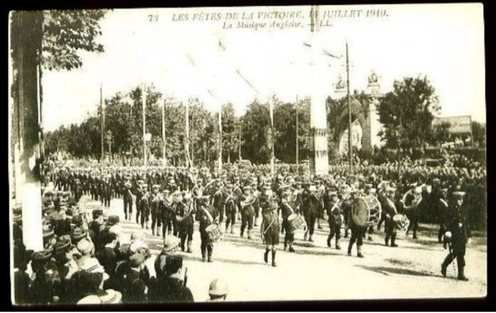 FETES De La VICTOIRE - 14 Juillet 1919 - 73 : La Musique Anglaise - (Beau Plan Très Animé) - Guerre 1914-18